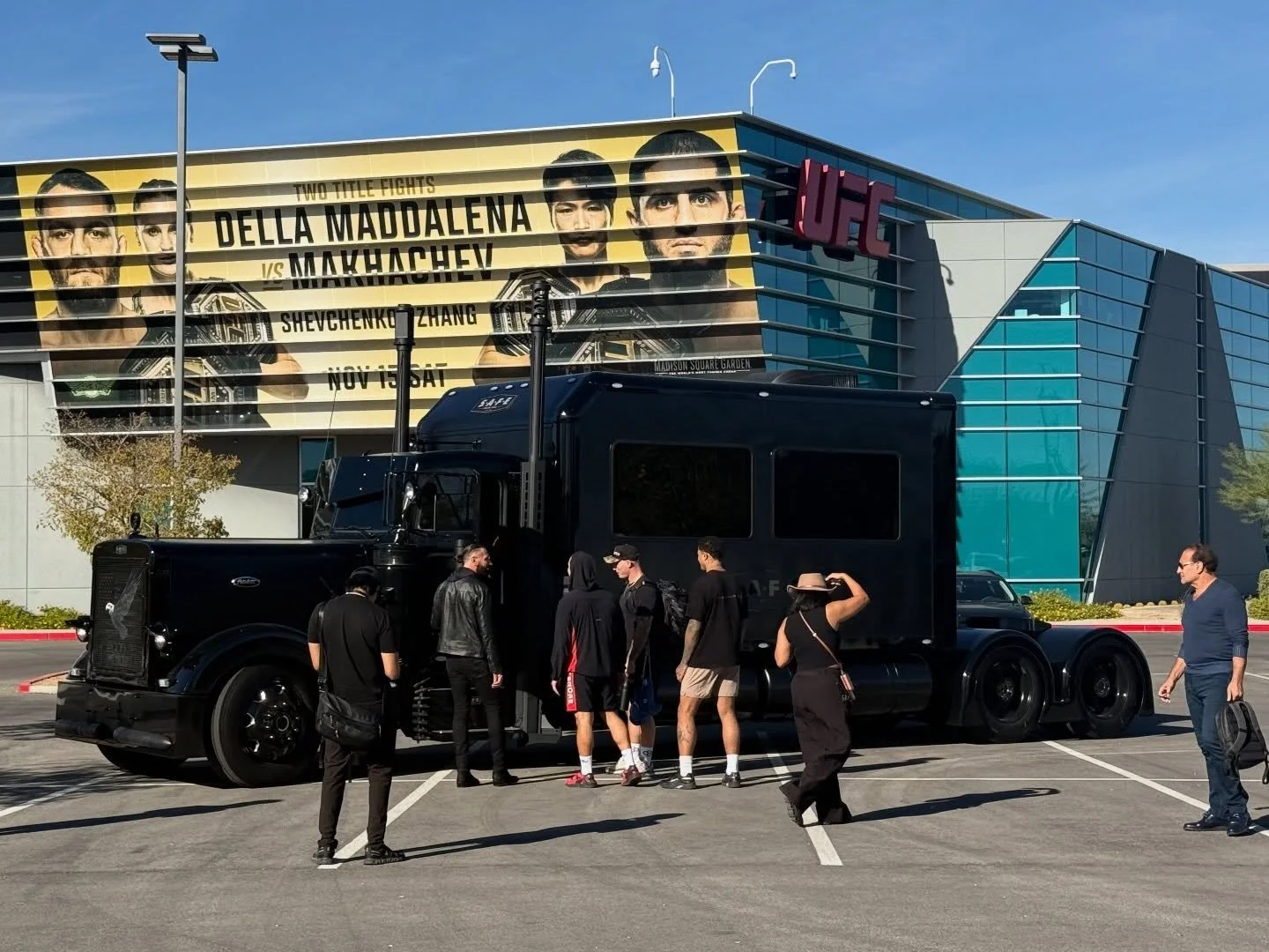 Built different. 💪
Standing higher. 
Brotherhood. Vision. 

#saferig #ufcfight #builtwithpurpose #RigLife #allglorytogod