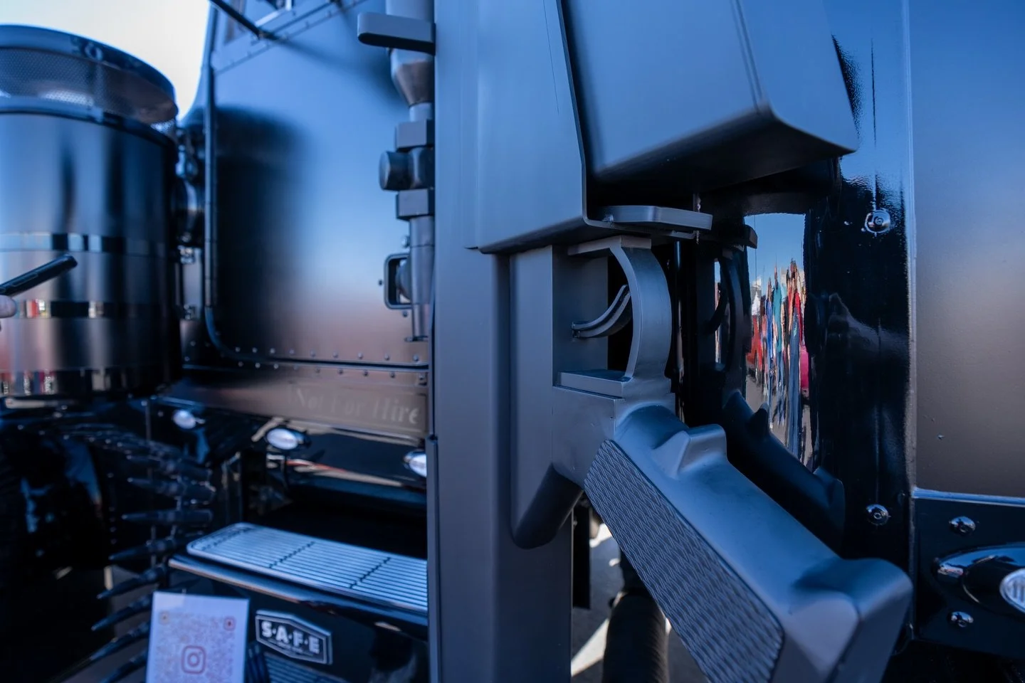 Built strong. 💪
Handled steady.
Control separates chaos from character.

#riglife #heavydutybuild #staydiscipline #groundedandfocused #craftedstrong