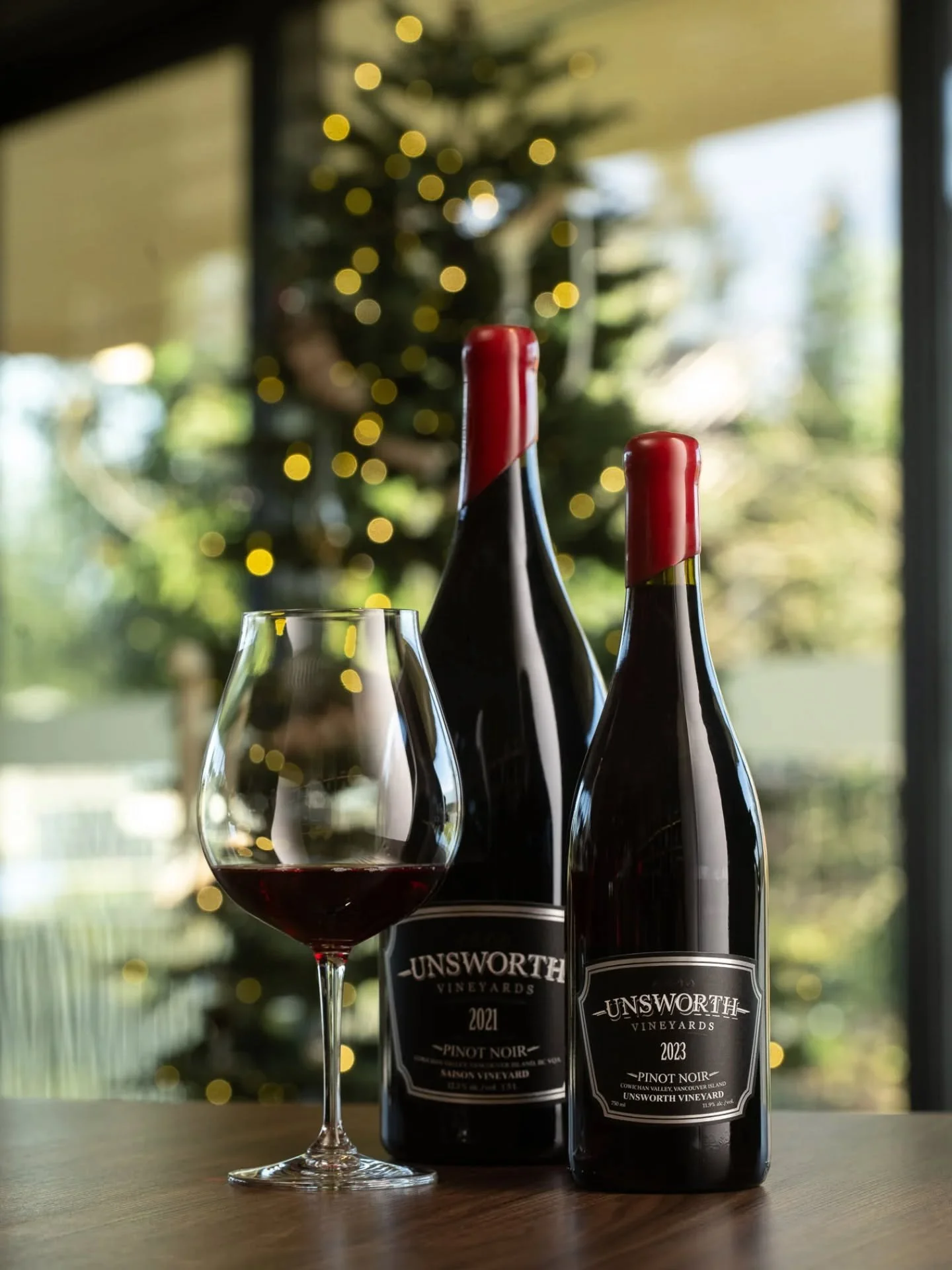 [Holiday Ready]

 Whether you&rsquo;re looking to stock your wine cellar for the holidays or pick-up some bottles as gifts, Unsworth has got you covered. 🥂🎄🎁

Visit our Tasting Room and browse our wide selection of wines, curated bottle collection