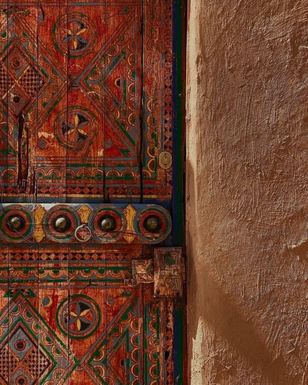 A dialogue between history and the present moment. Inspired by the textures of Morocco, shaped for the pace of today.

#maisontoukkani #kinfolk #vogueliving #quietluxury #luxurycollection #elledecor #homedecor #sustainableliving #luxurylifestyle #rug