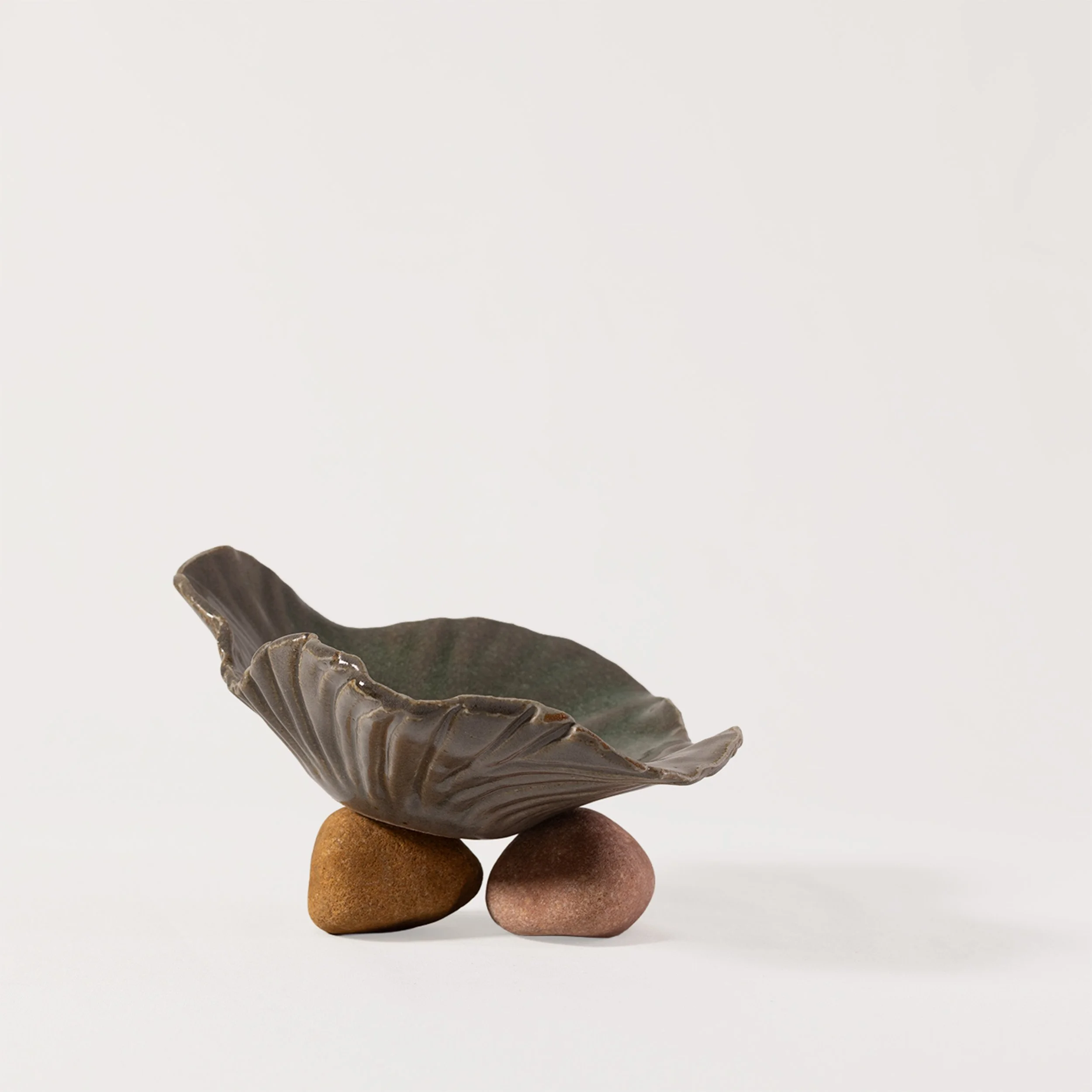 'Vihreä lähde' kaasupoltettu tarjoiluastia