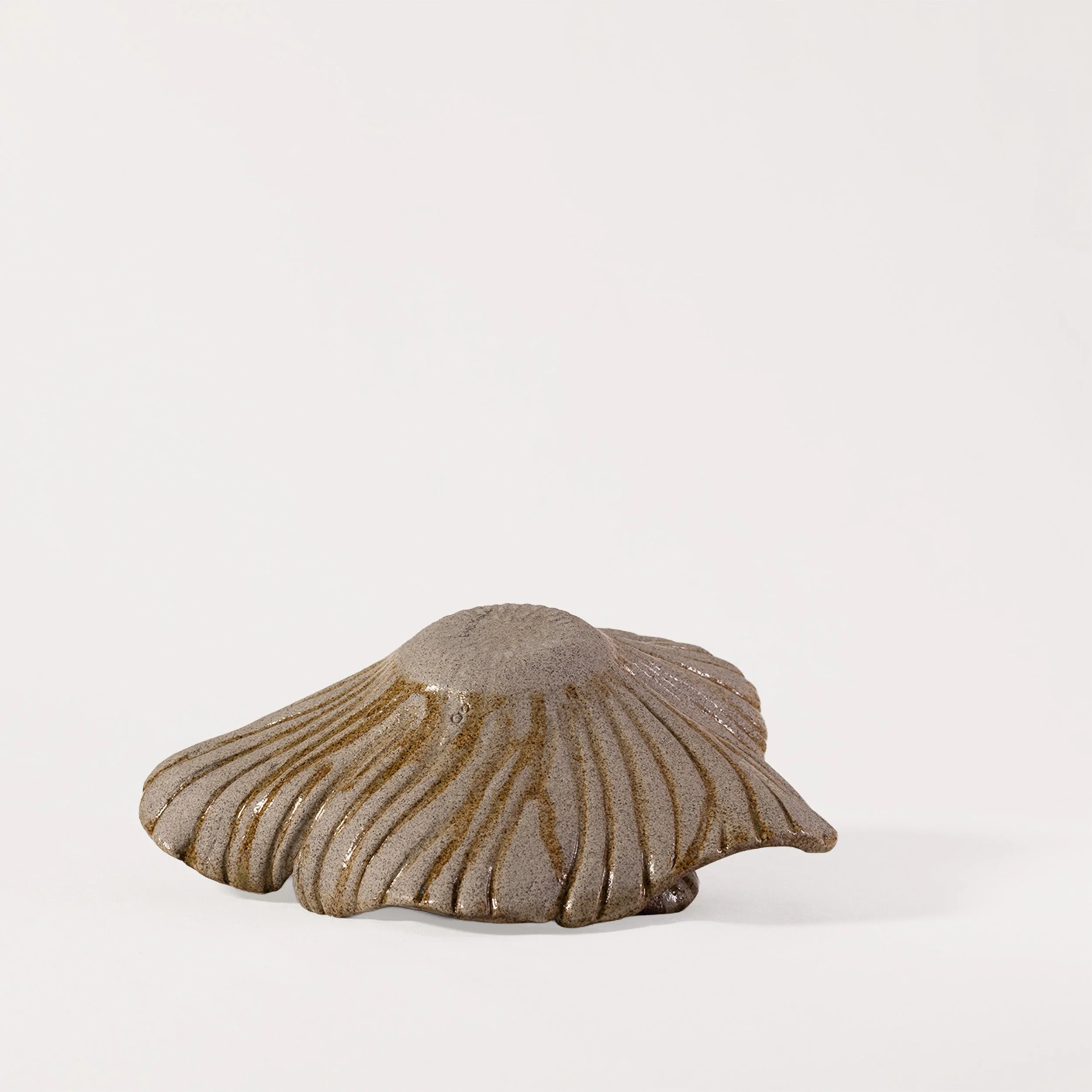 4.Iso Ruskea kukka_PS30.jpg