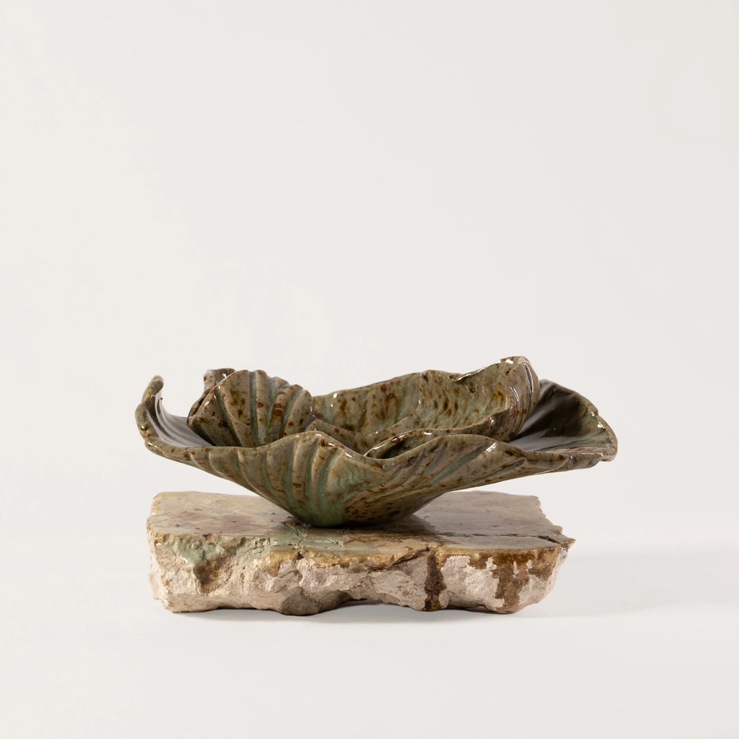 'Sylikkäin' uniikki ja elegantti tarjoiluastiakaksikko