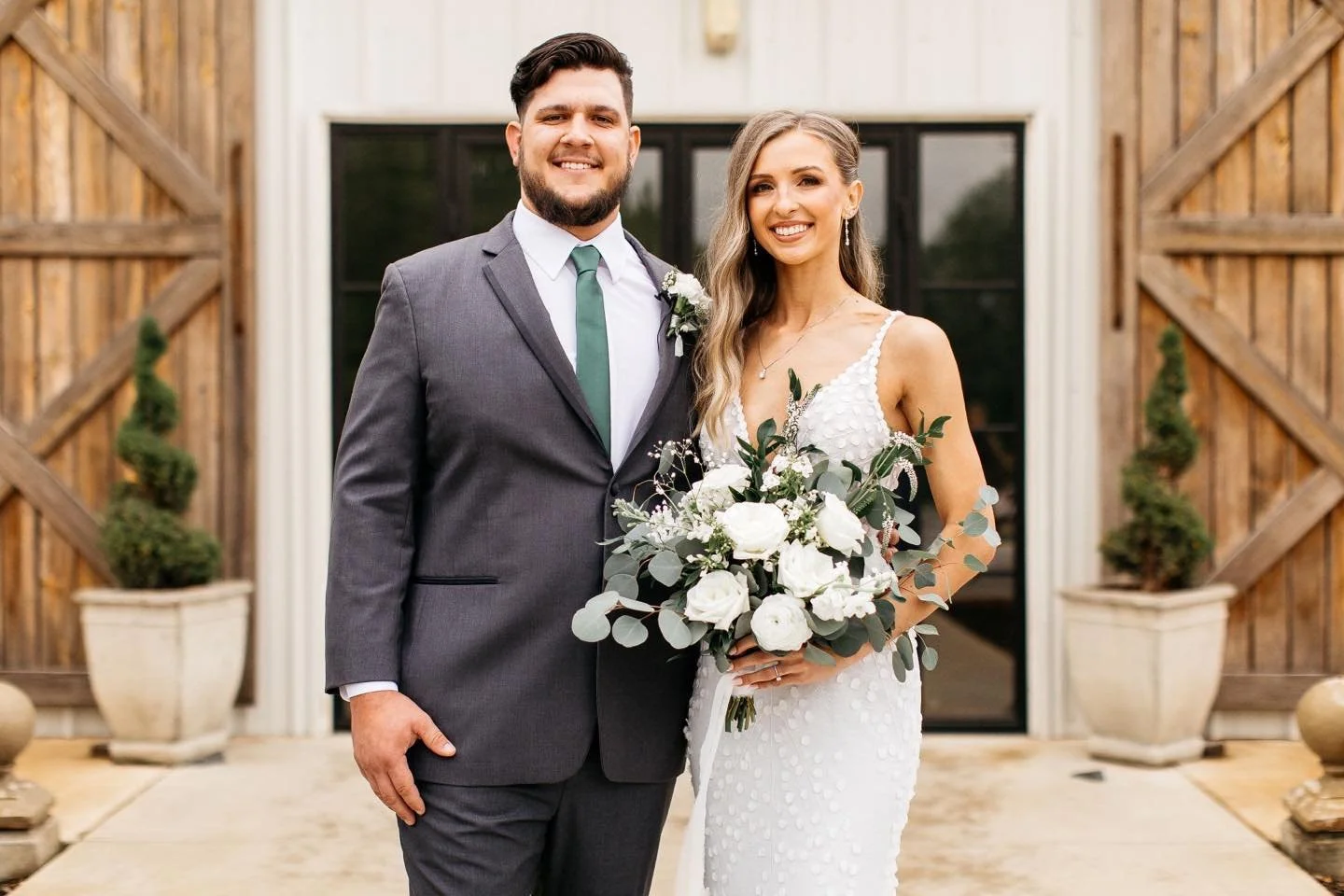 Shelby and Noah. You are a beautiful couple in every way. Thank you for allowing me to be a part of your special day.