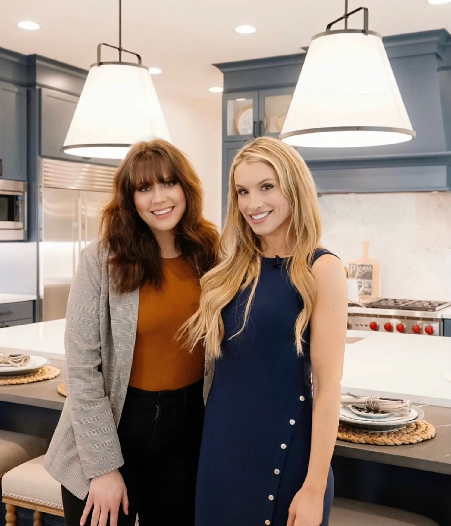 Shoutout to my amazing assistant, Lauren ✨💛

People often ask me how I do it all, and the truth is&hellip; I don&rsquo;t. 😆

Lauren is the powerhouse behind the scenes who keeps everything running smoothly. From staying organized and managing count