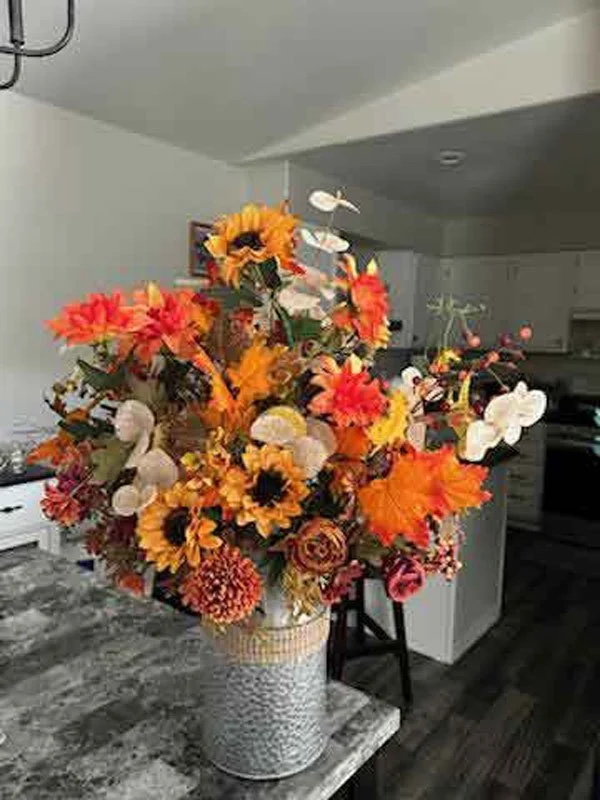 Floral-Arrangements-Anniversary-Birthday-All-Occasions-Gillette-Wyoming.jpg