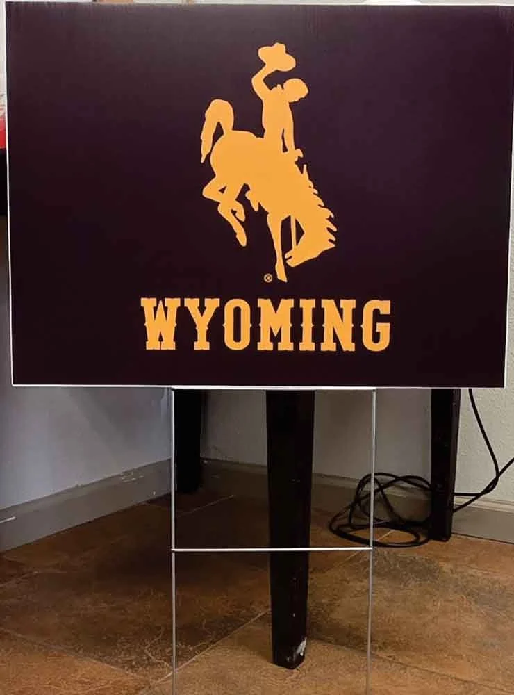 personal print shop corrugated yard signs Gillette