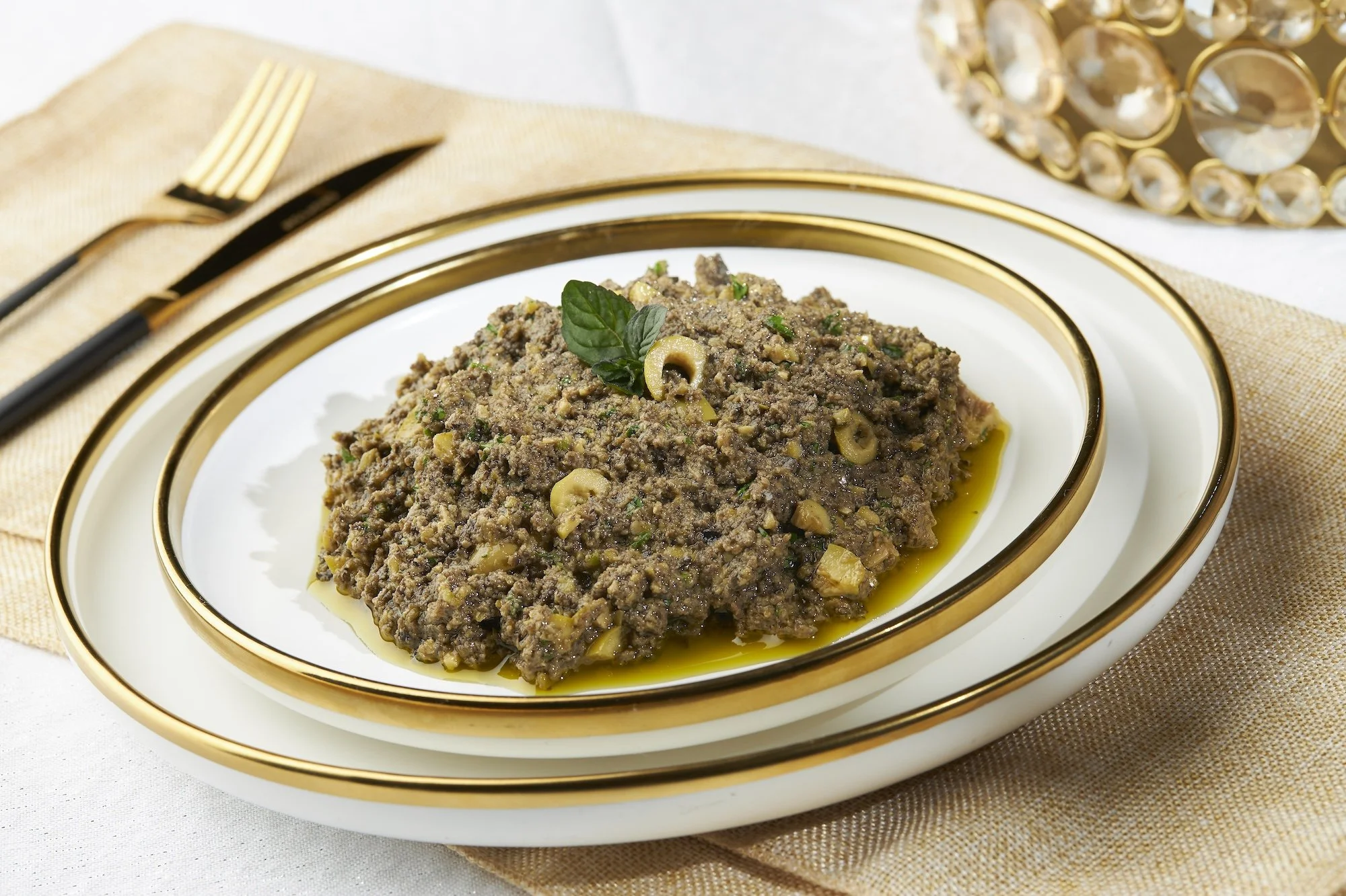 PASOVER DELUX FEB 20238991.jpg