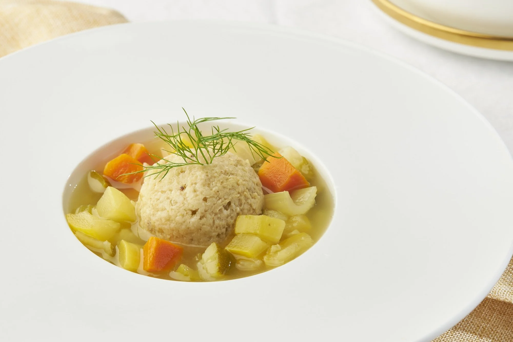 PASOVER DELUX FEB 20239089.jpg