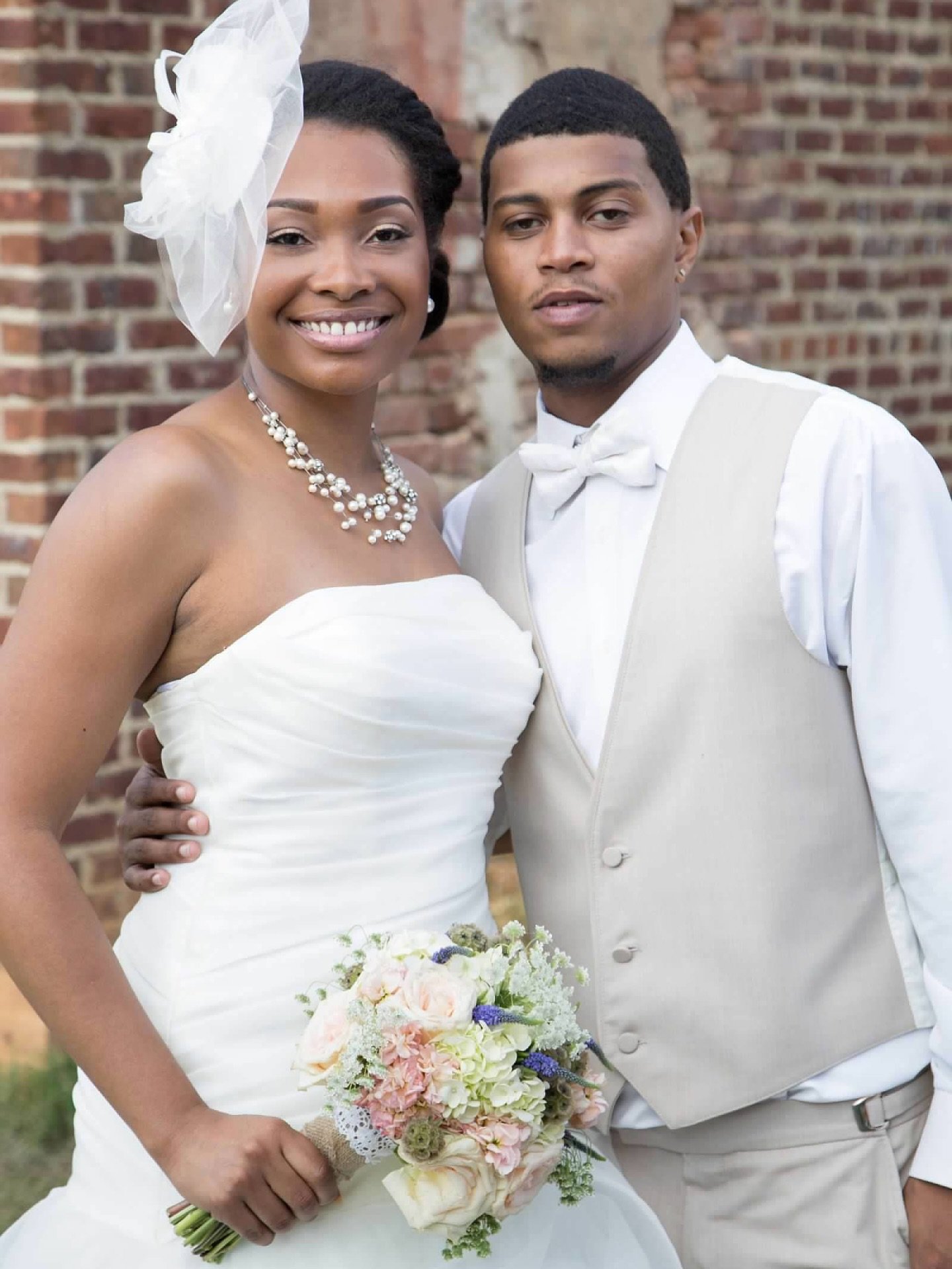 Daddy, here comes your girl!! 💍

12 years and counting&hellip; so happy I get to do life with my man, my man, my man!

Happy Anniversary to us 🥂🫶🏽

📸 @pixelthisphotography