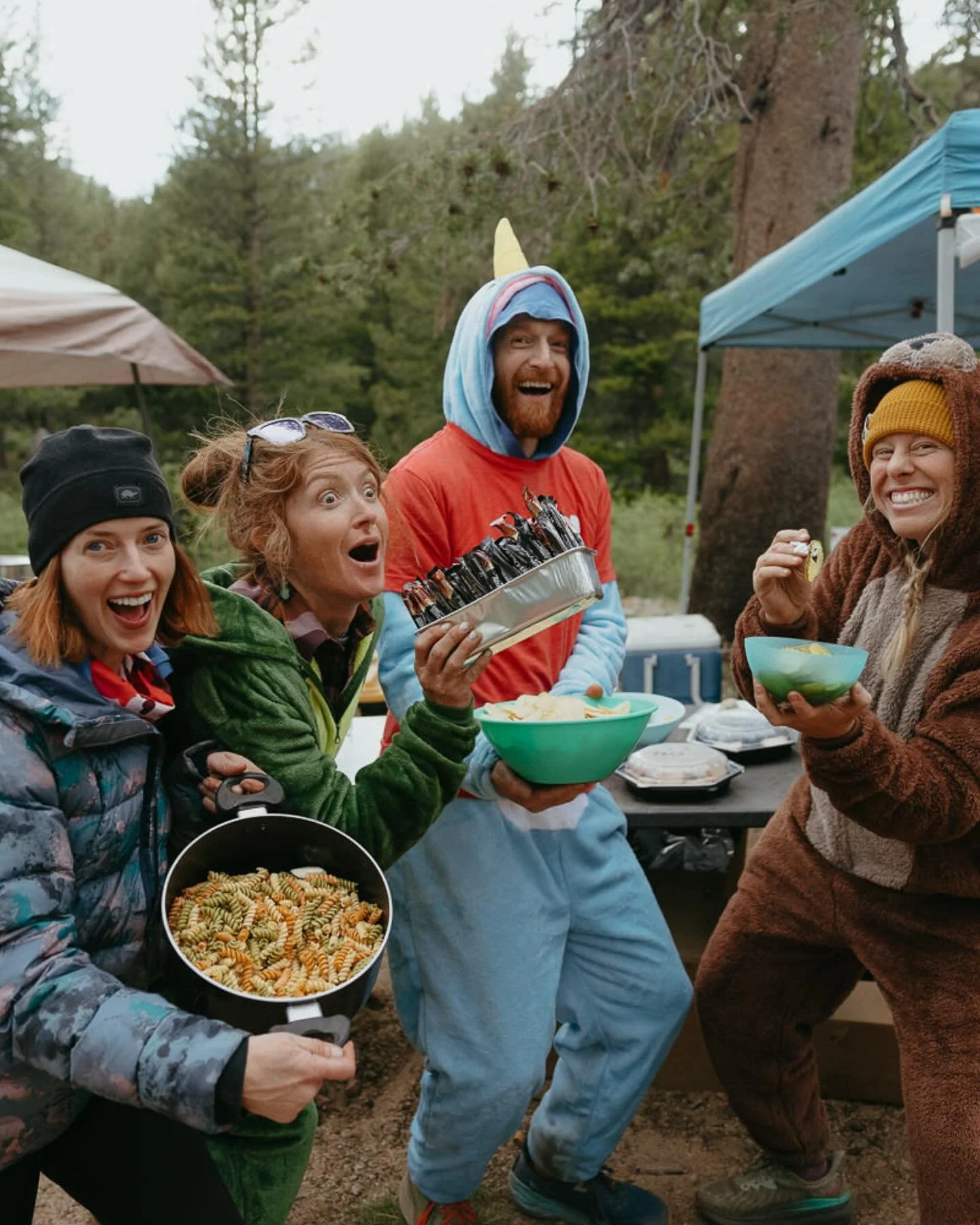 Still debating whether or not you should volunteer? Well, did you know volunteers get ✨FREE &amp; DELICIOUS FOOD✨??

Yep, that&rsquo;s right &mdash; you&rsquo;ll get meals on days you volunteer (in addition to a lottery bypass and race credits)! Whet