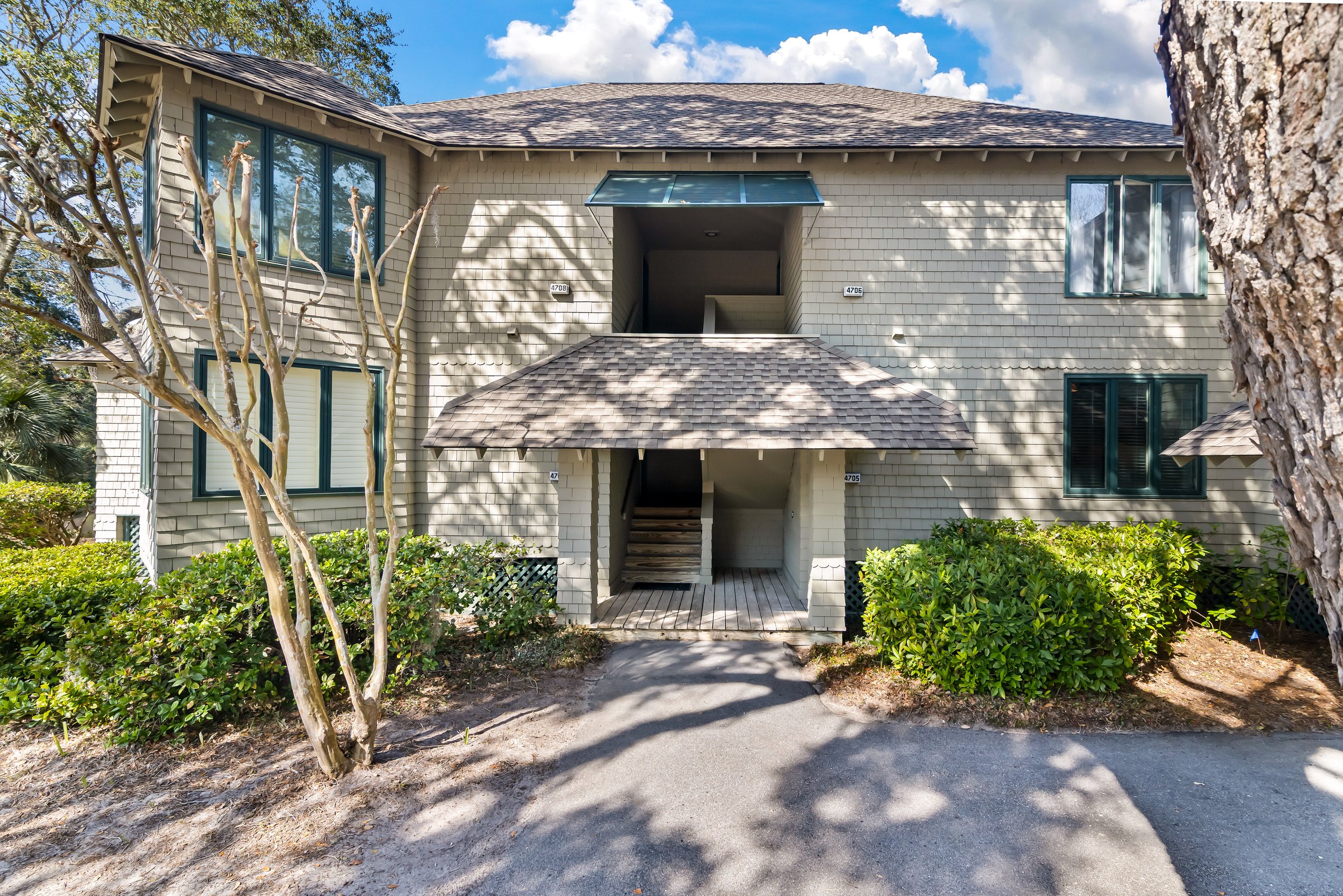 02-4705 Tennis Club Lane_e_Lowcountry_Exposure-4.jpg