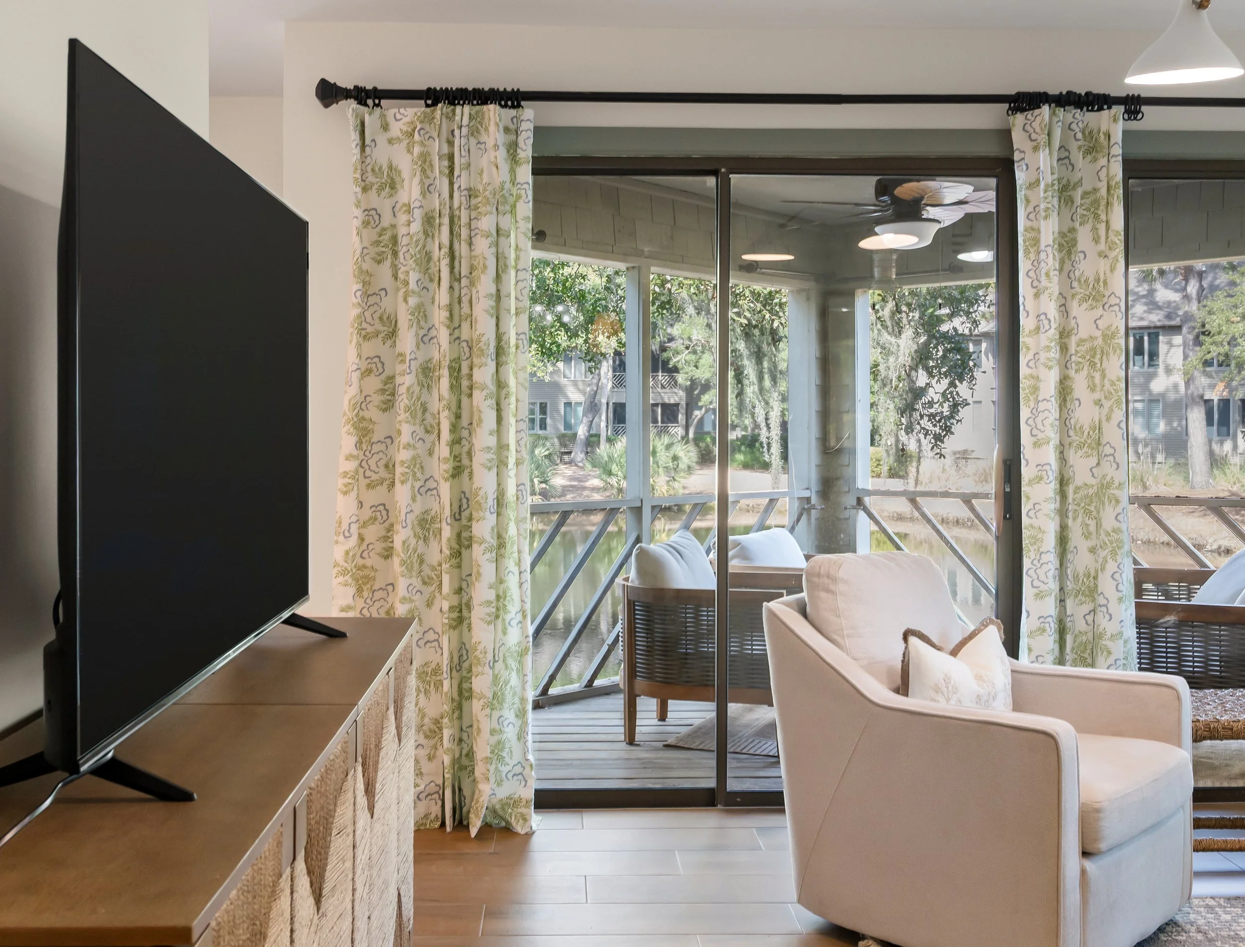 23-4705 Tennis Club Lane_i_Lowcountry_Exposure-41.jpg