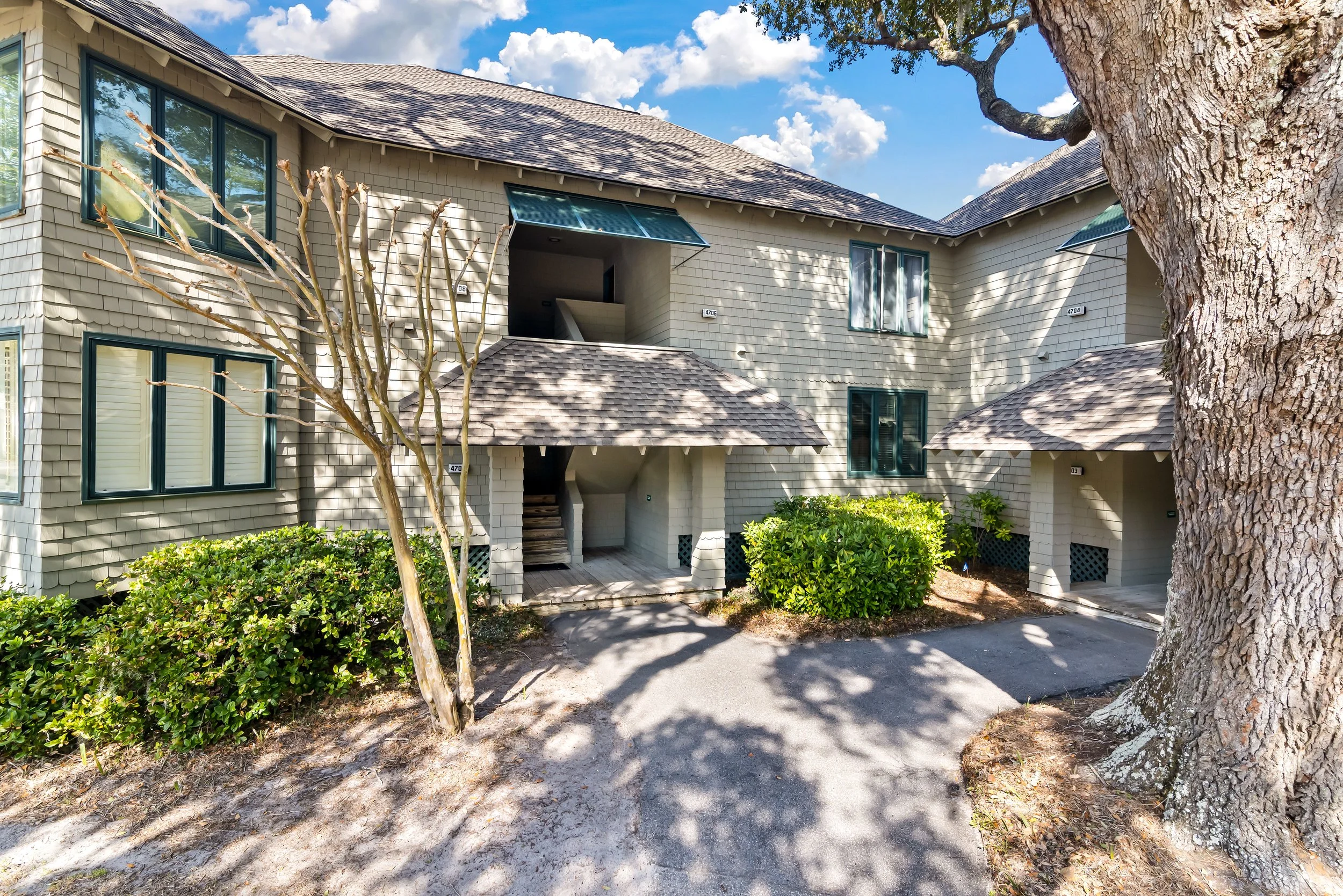 03-4705 Tennis Club Lane_e_Lowcountry_Exposure-3.jpg