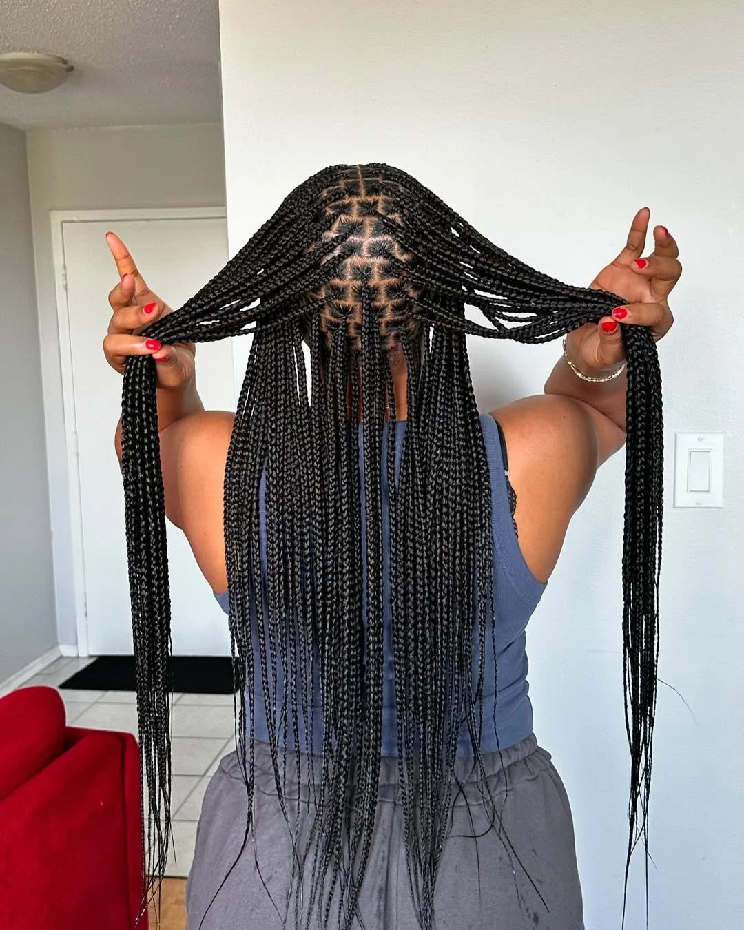 Smedium knotless braids