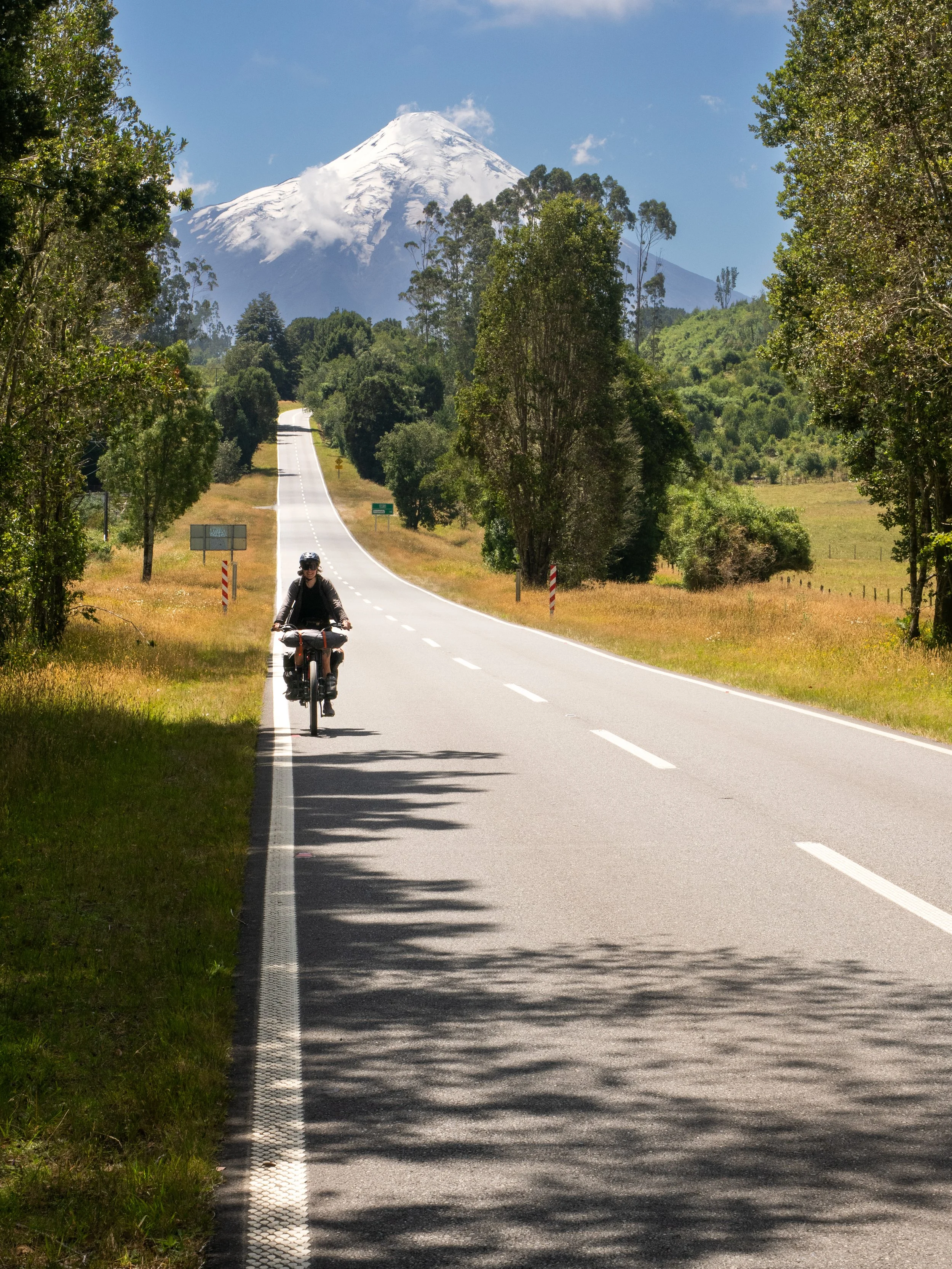 We leave Volcán Osorno behind us.