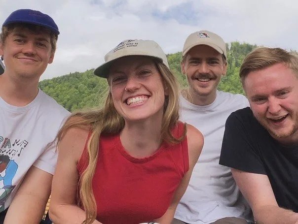 Instagram!! Her er noen høydepunkter fra jobbturen vår til @maisonmatrice i stor-metropolen Cremines i Sveits. Til forskjell fra våre rauseste landsmenn som drar nedover for å hegne om pengeboka, var vi mer opptatt med å