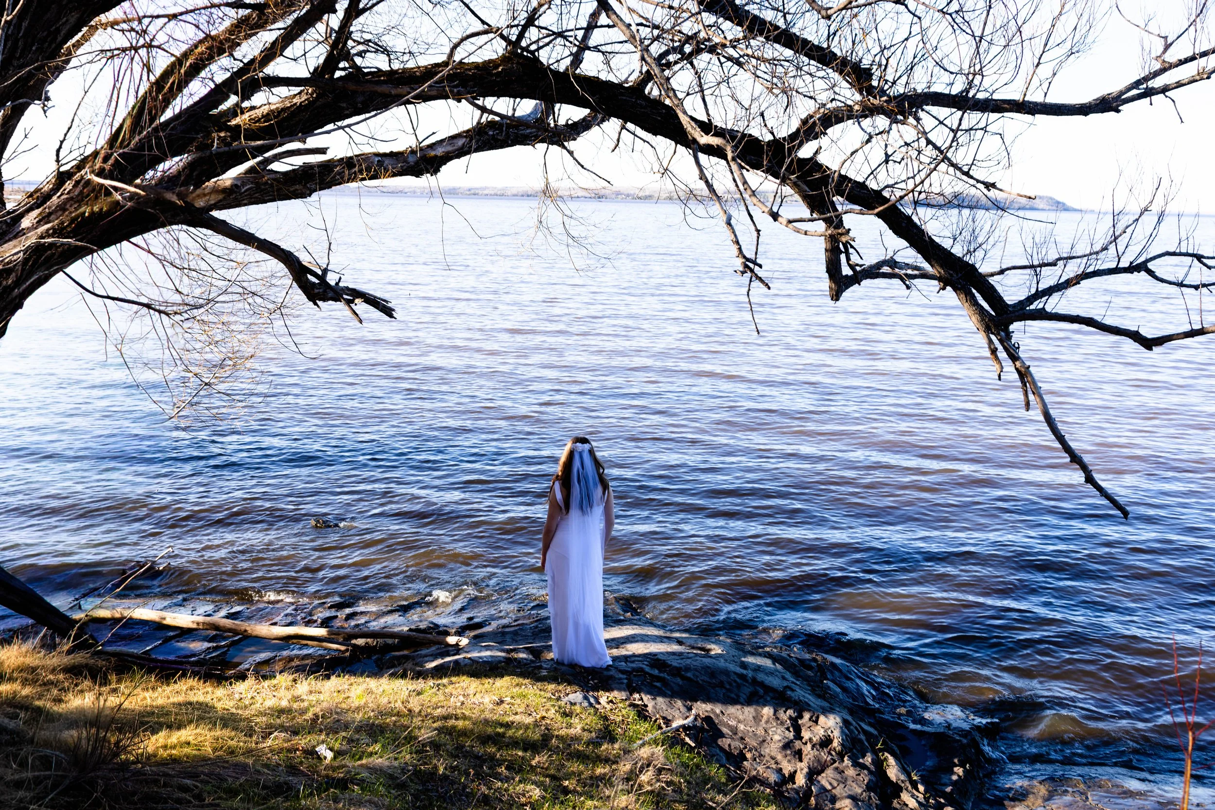 Bridal Portrait Session Along the Shores of Lake Temiskaming