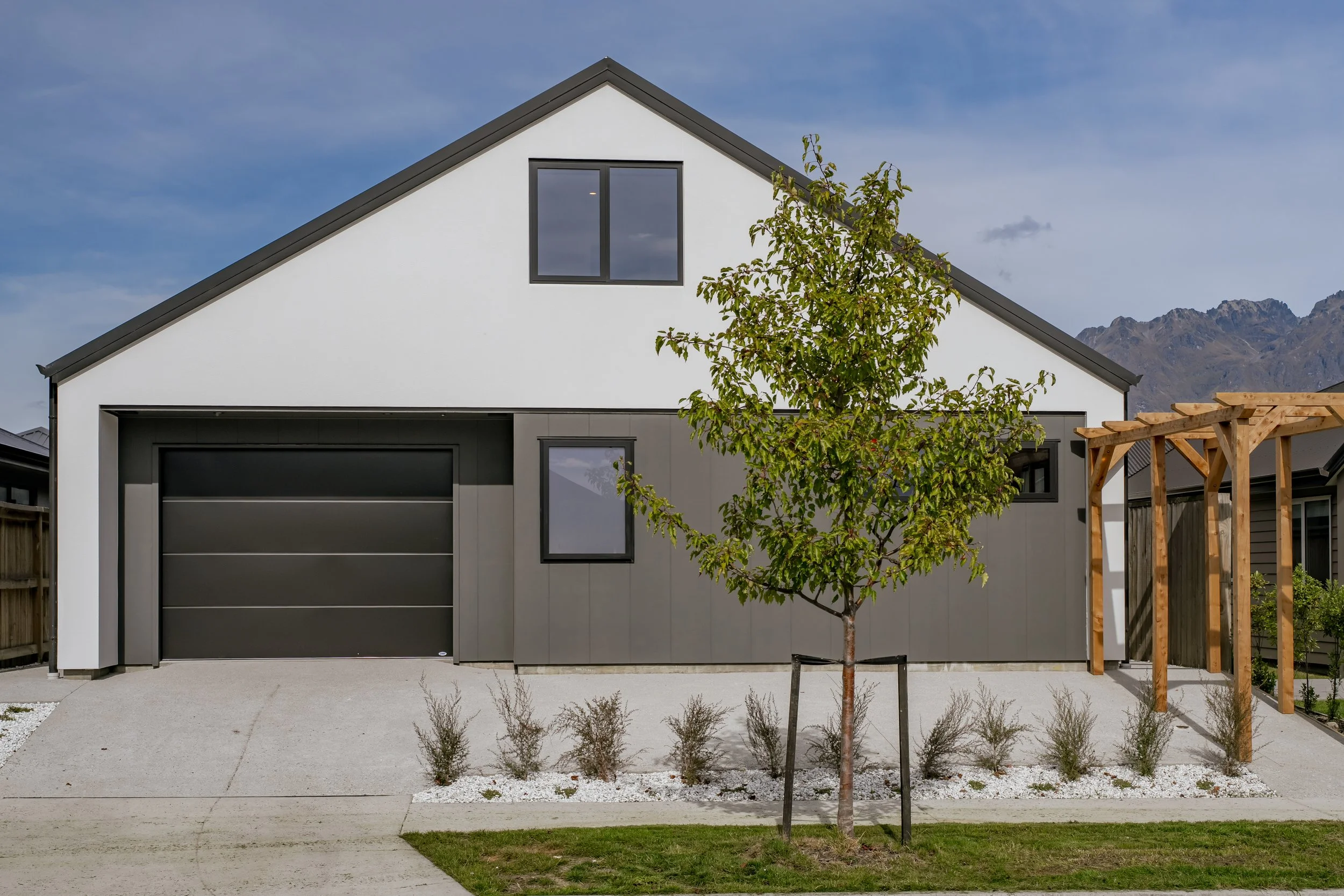 052_Open2view_ID590818-13_Lincon_Rd copy.jpg