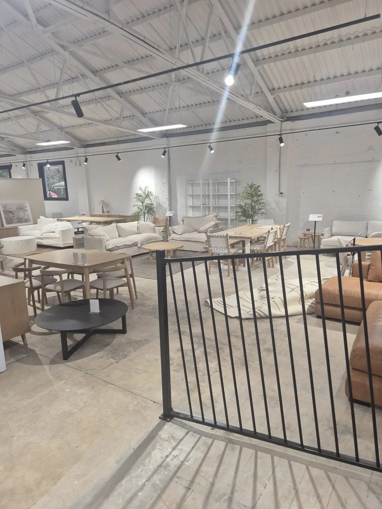 Lounglovers West Gosford cleaners