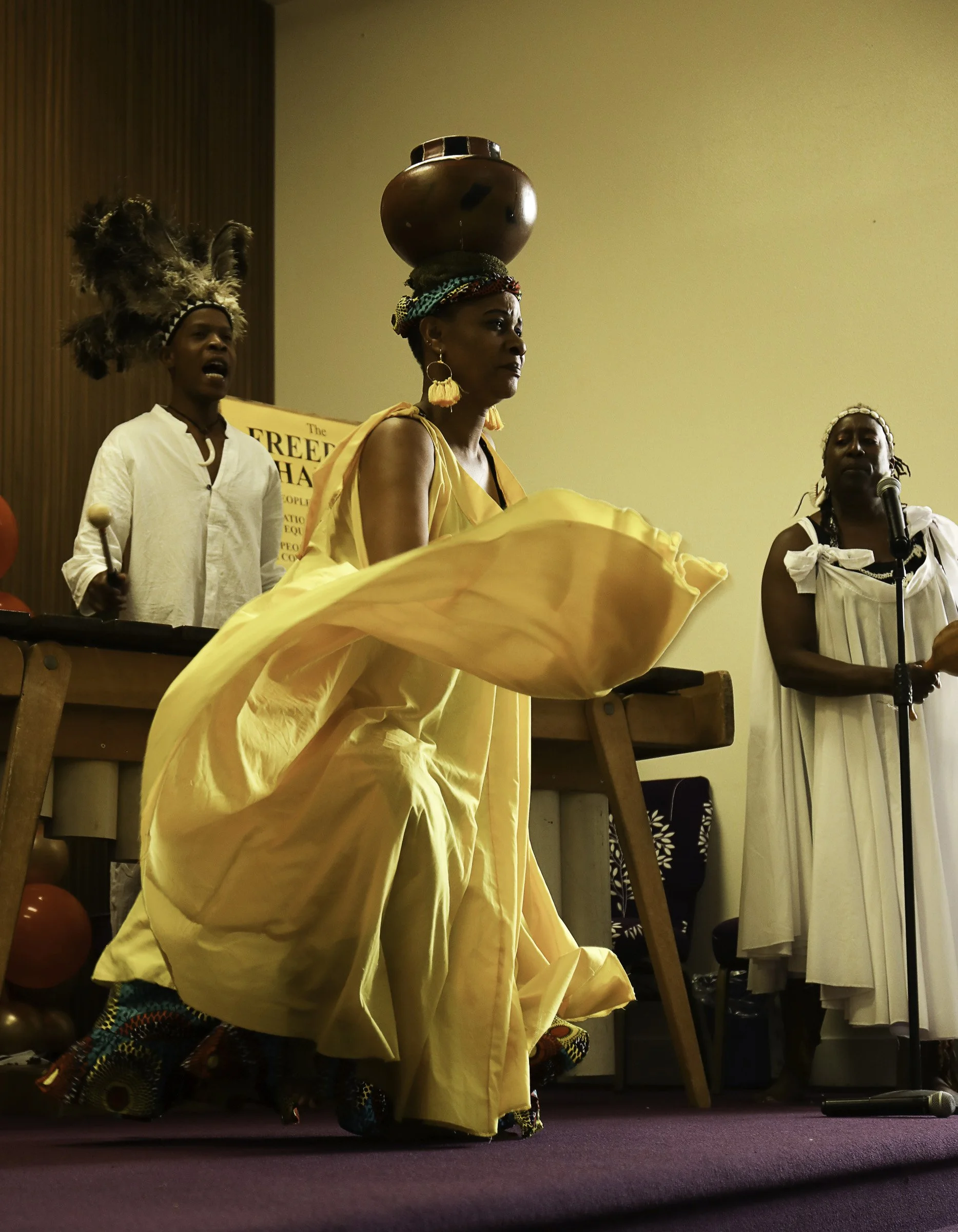 Artistic Director and Choreographer of Chinyakare Ensemble Julia Chigamba performs at COSAS' 31st Anniversary Dinner.