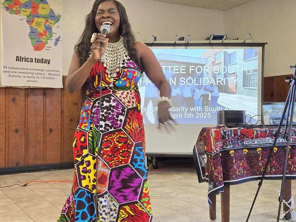 Soloist Nkan Eledua wows the audience with original Africa-inspired music.
