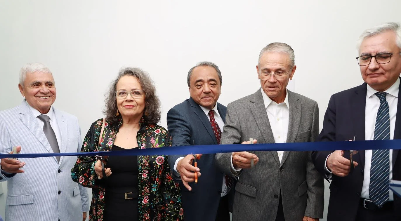  DR. Jorge Carlos Avilés, director general del CMA; Dra. Judith Ortega, titular de la Secretaría y directora general de los servicios de Salud de Yucatán; Dr. Ricardo Alejos Mex, cardiólogo intervencionista y director del Centro de Cateterismo; Ing. 