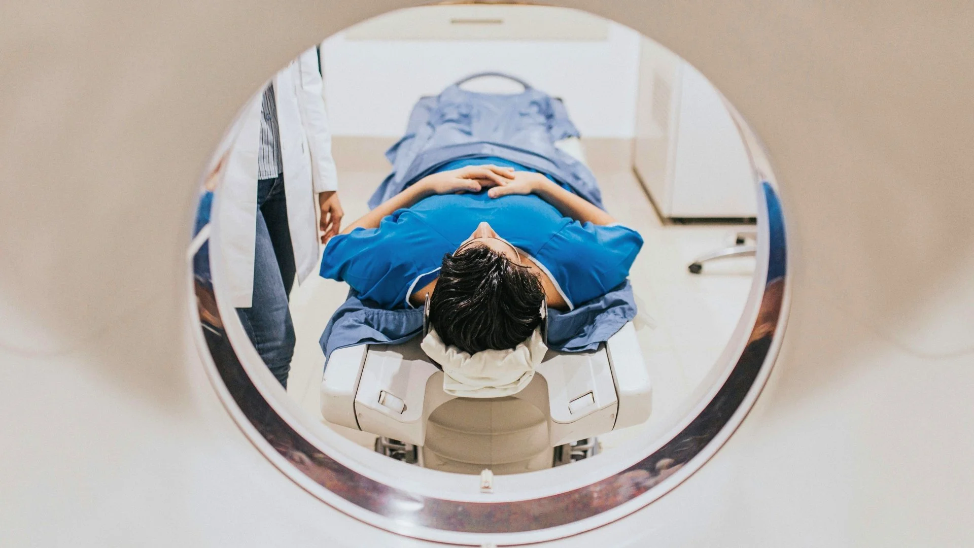 Resonancia magnética de neuroeje en Mérida