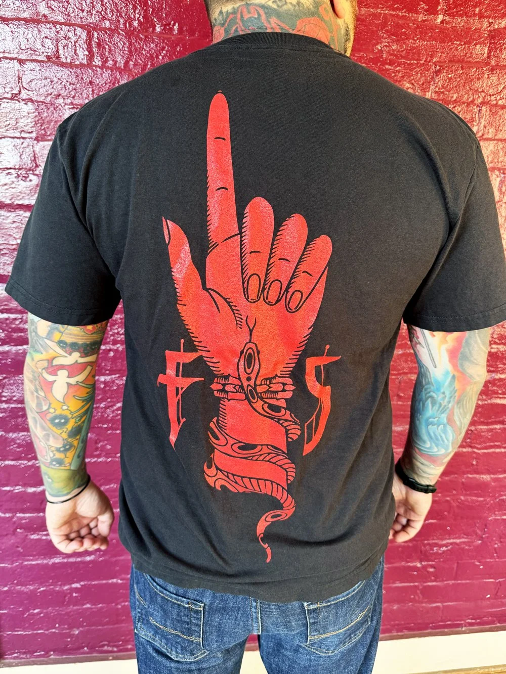 RedHandSnake-Back.jpg