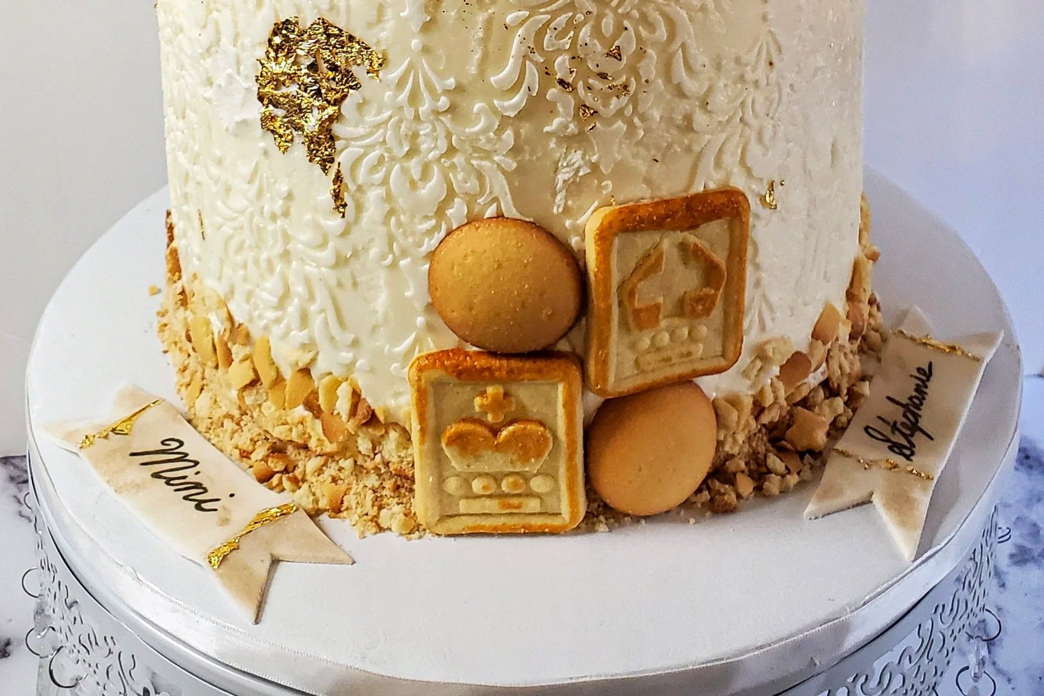 8 inch Bougie Banana Pudding Cake