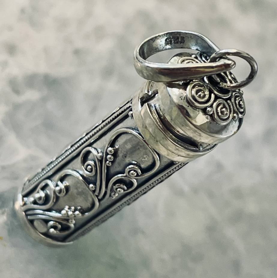 Holy Skin Sliver of the Divine St. Lawrence Matriarch / Patriarch