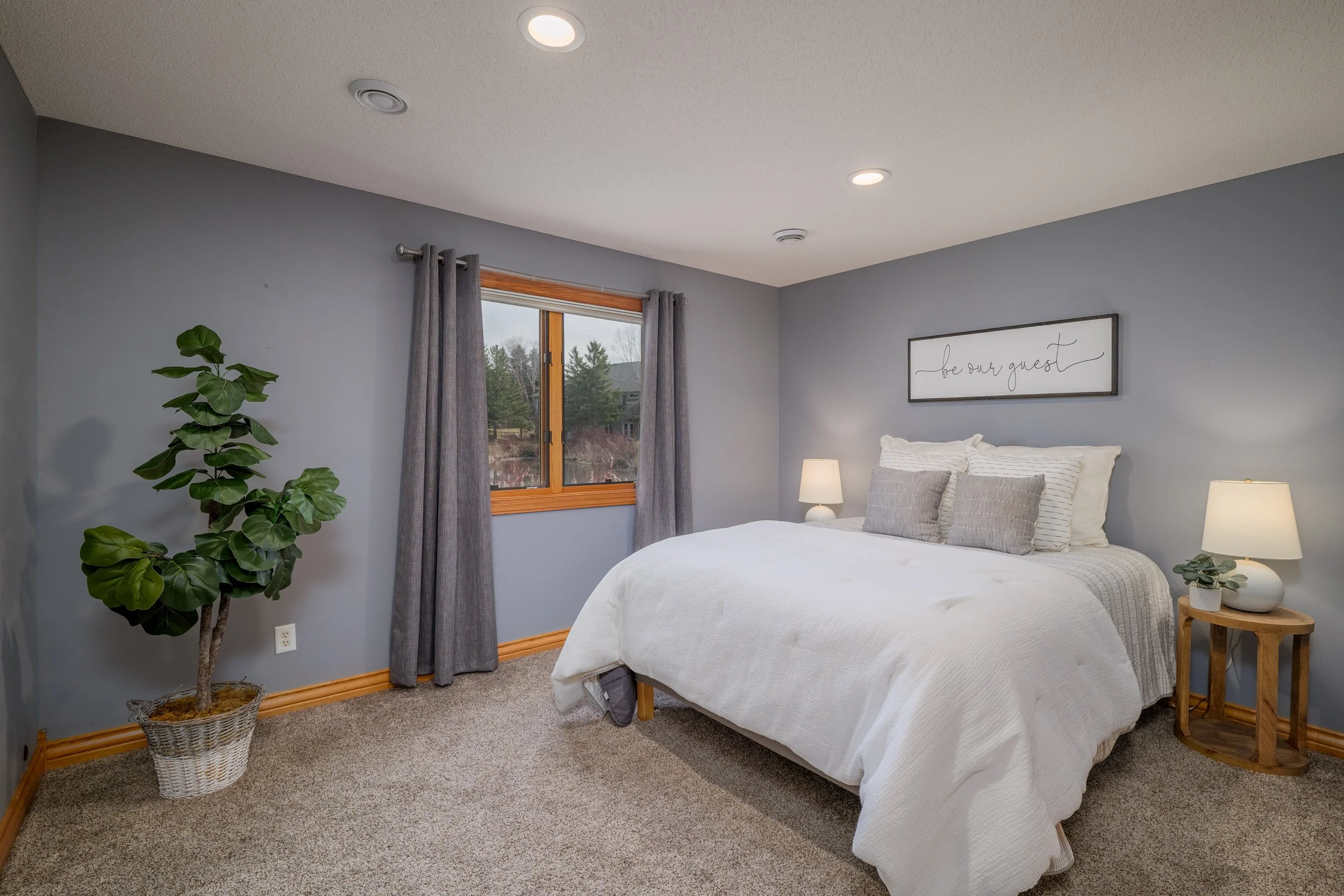 11362 Hillcrest_web_37.jpg