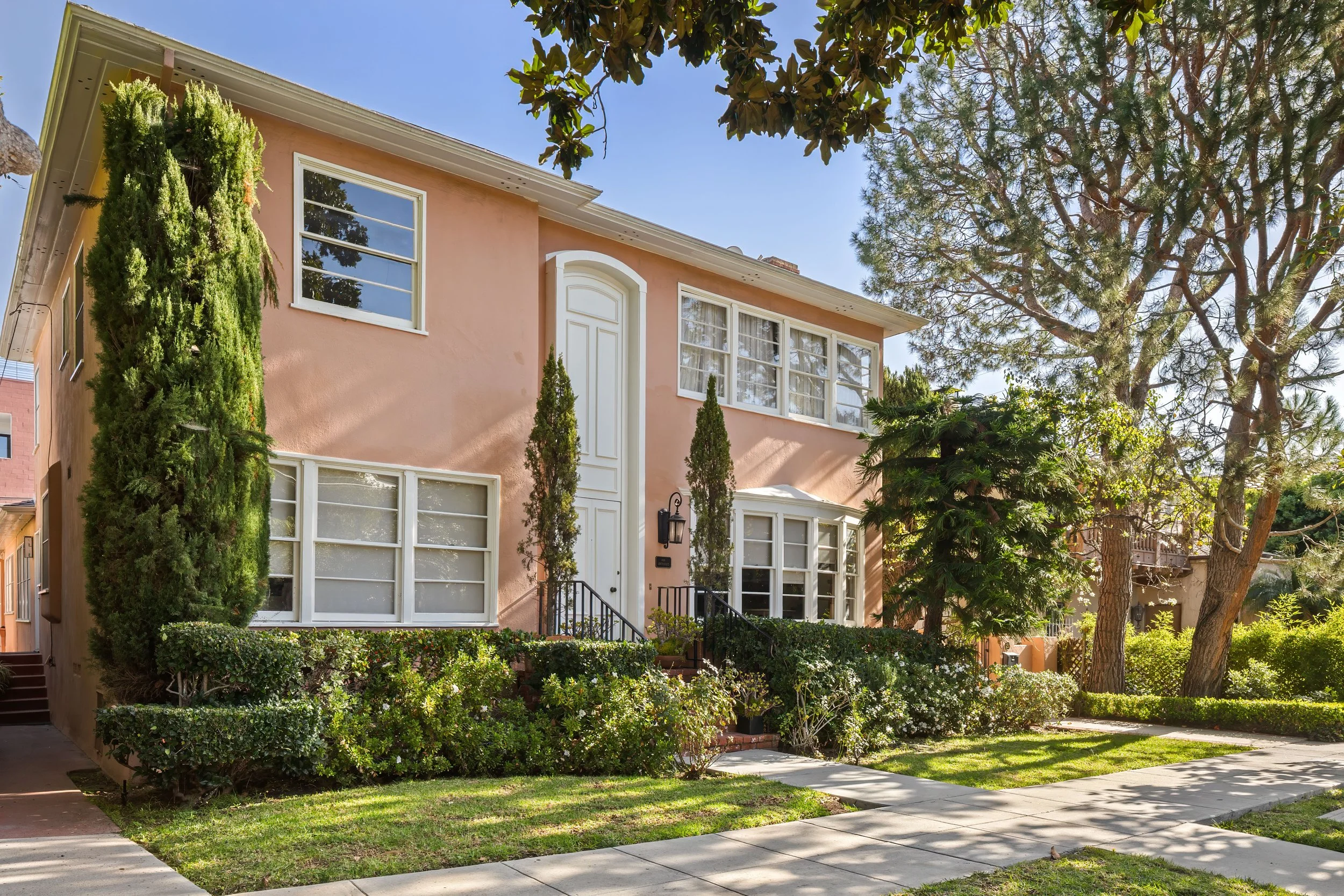 450 Smithwood Dr