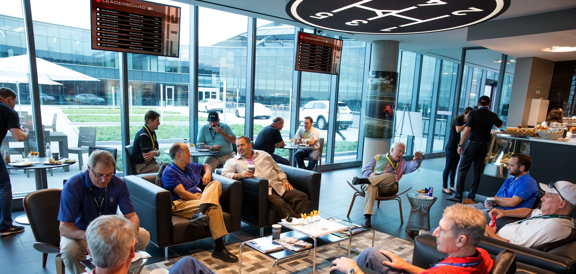 Porsche-Leaderboard-TV's_Onsite_V1.jpg