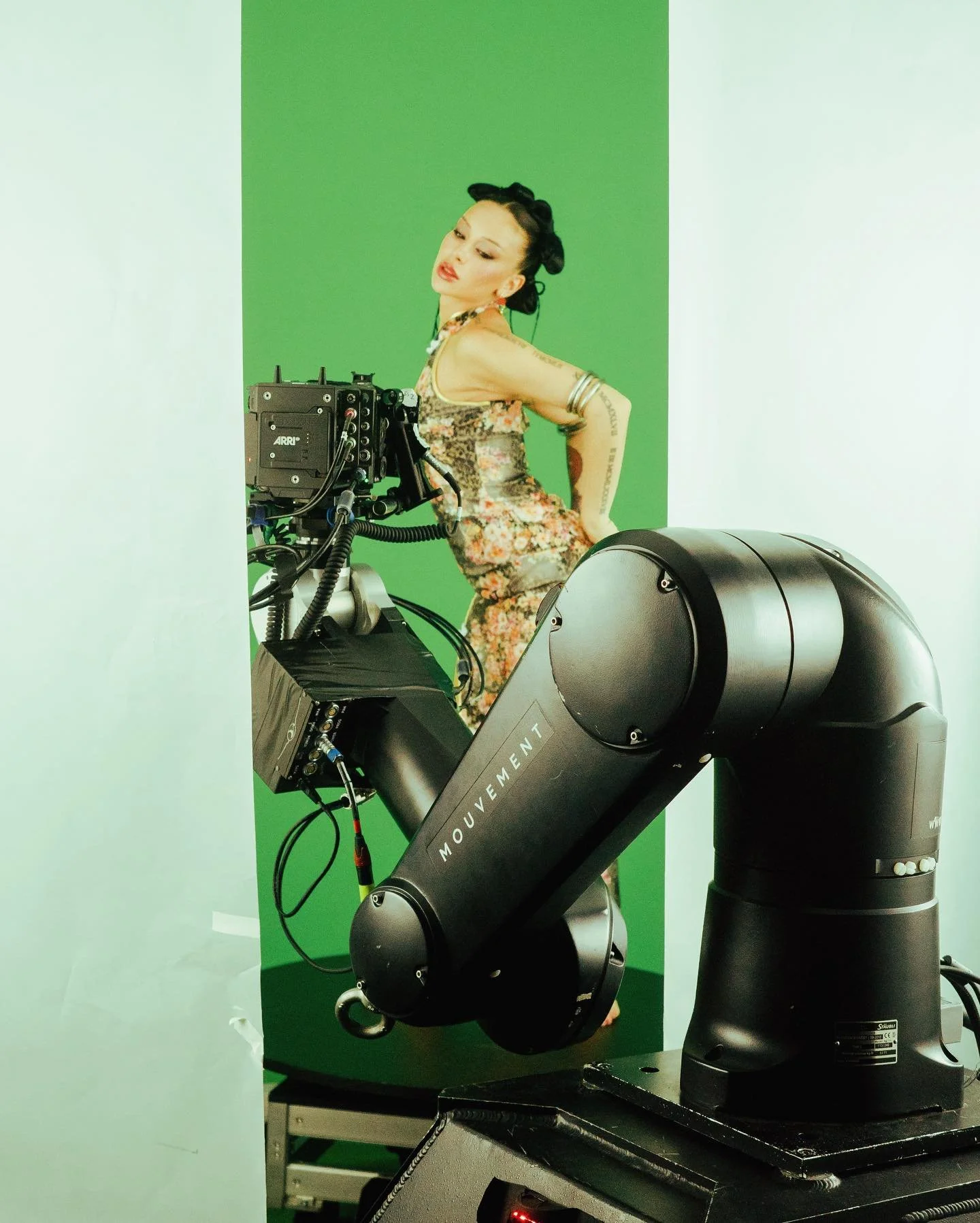 #Shooting _ ELEELE MV