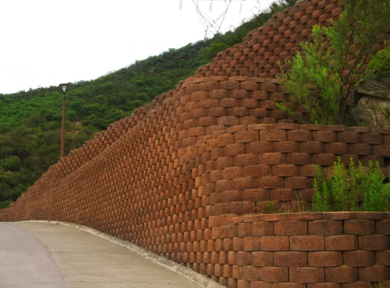 Muro de contención de concreto (tierra armada)