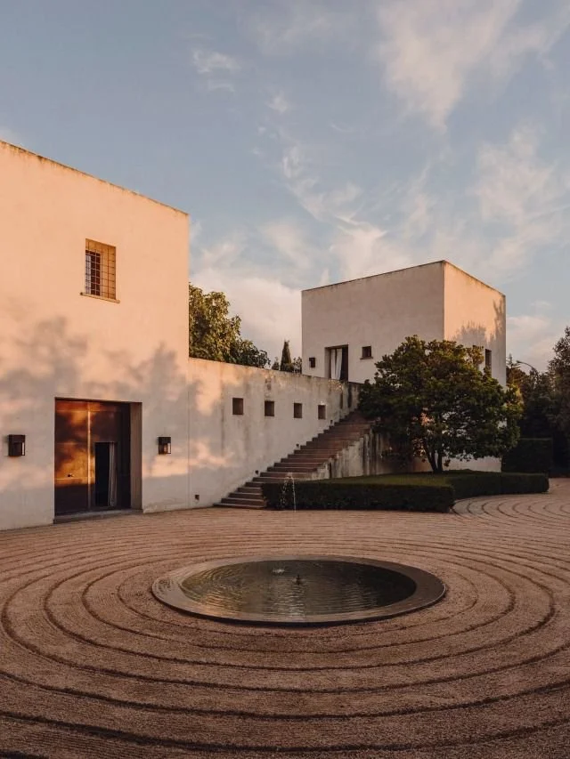 Plaza 3.jpg