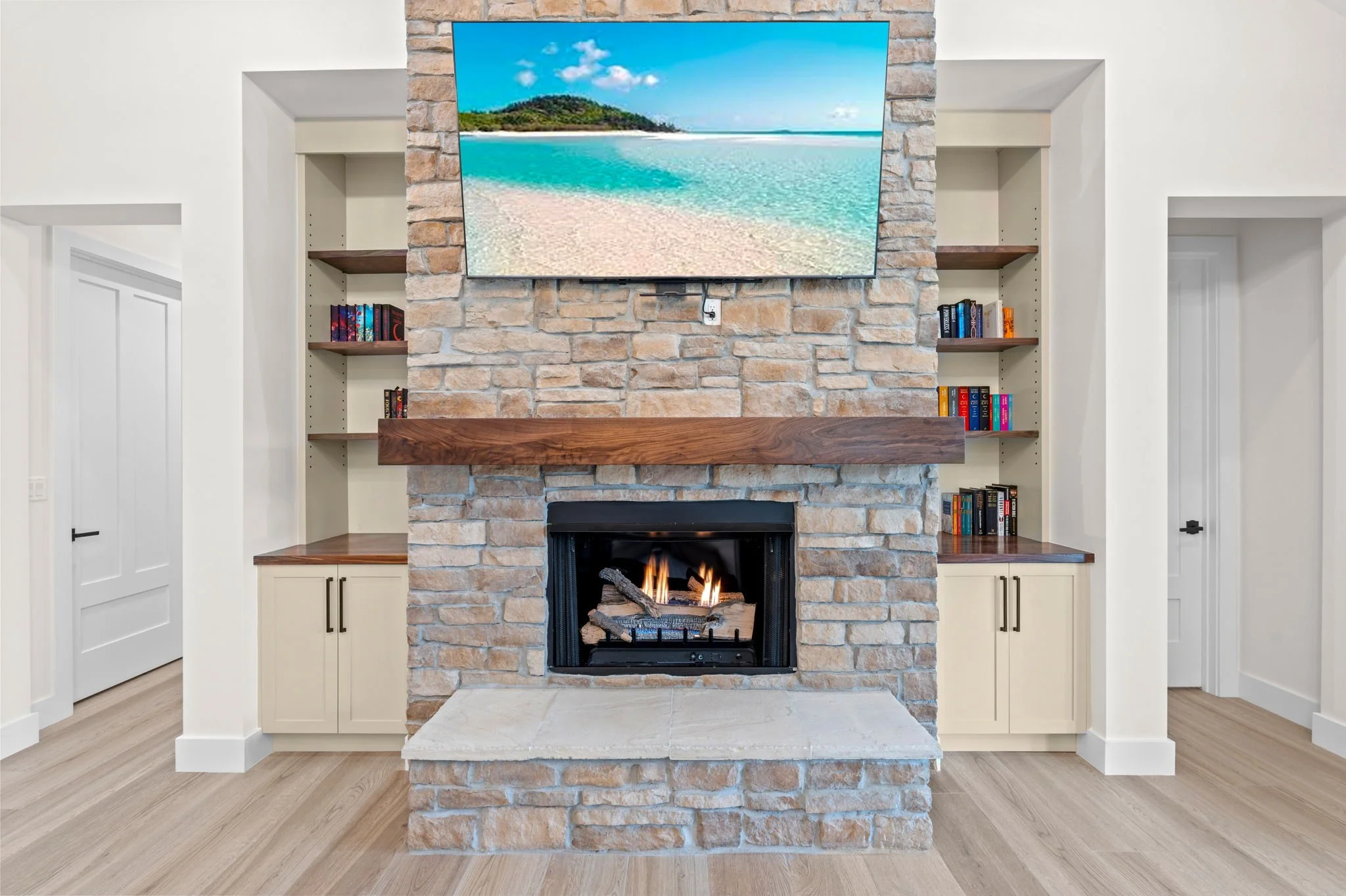 10-web-or-mls-A7406000 (1).jpg