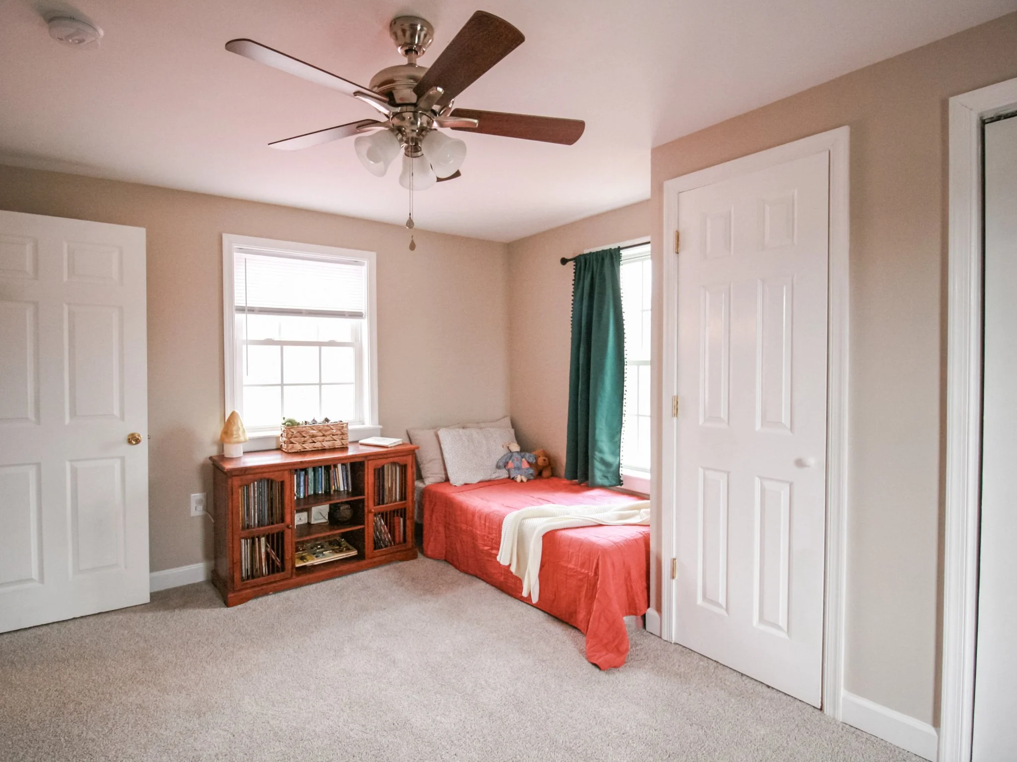 324 Mineral Ave-24.jpg