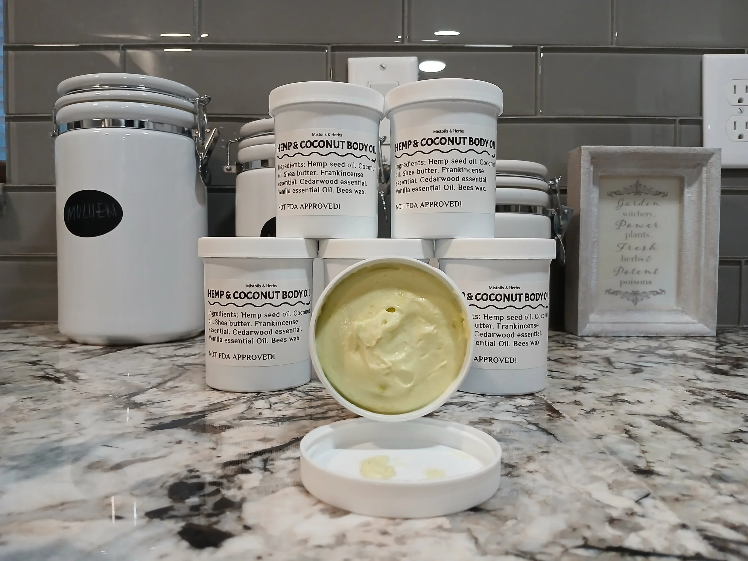 HEMP & COCONUT BODY OIL