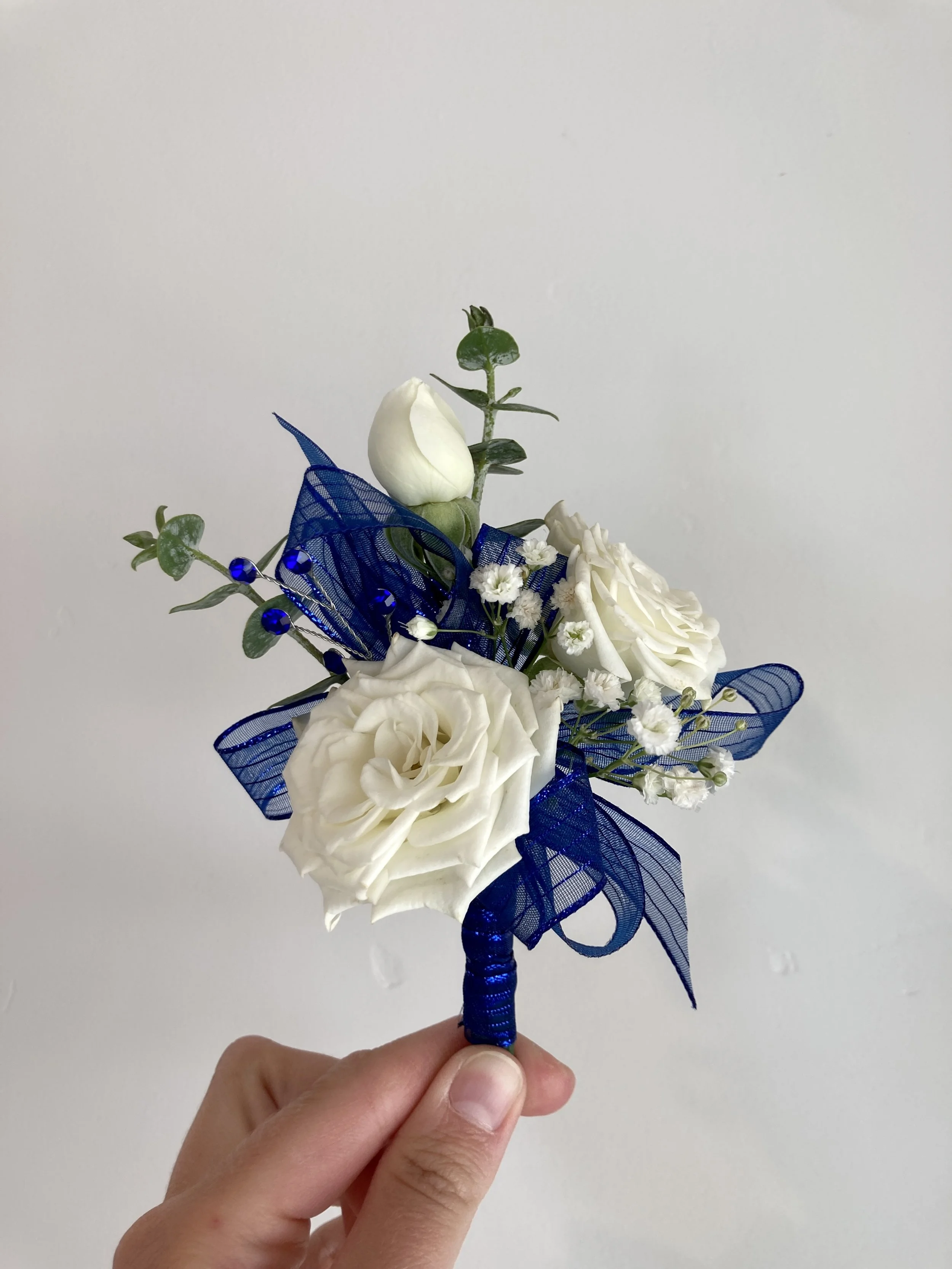 tooele-county-dance-flowers-wedding-boutonniere-utah-groom-flowers-wedding-flowers-salt-lake-wedding-flowers-park-city-wedding-flowers-blue-wedding-colors.jpg