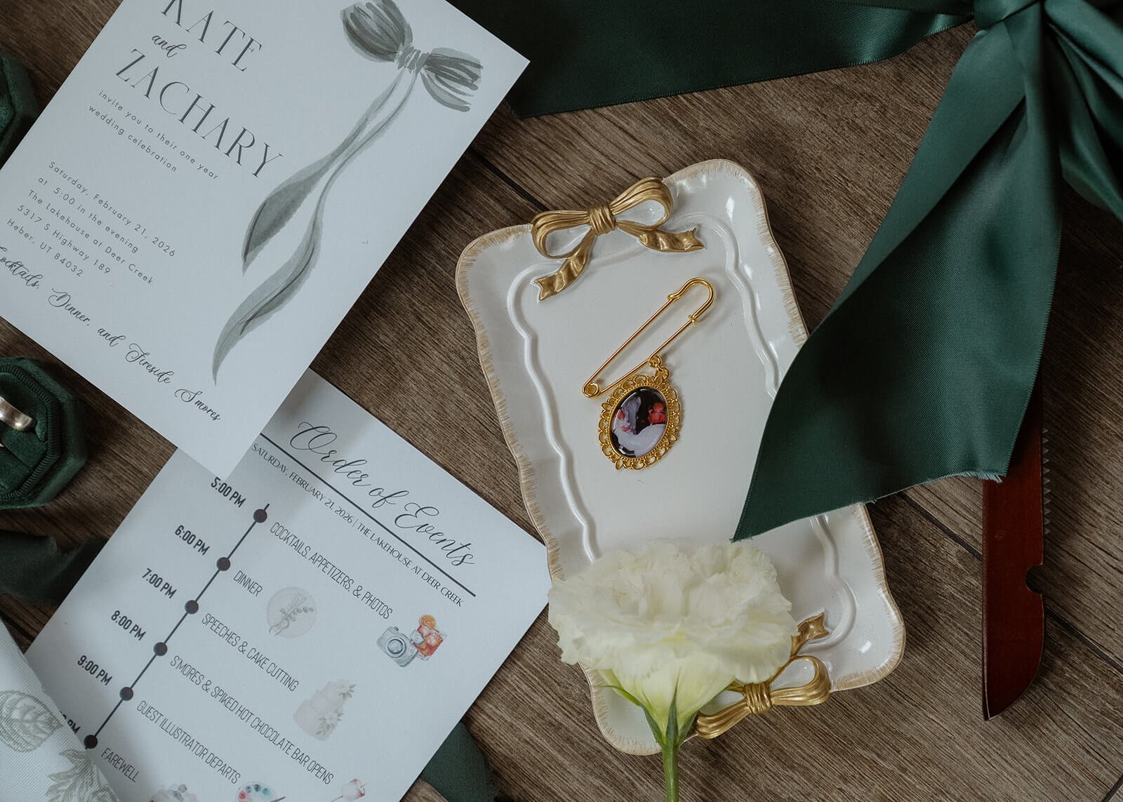 utah-wedding-florist-park-city-wedding-florist-utah-wedding-florist-utah-wedding-flowers-salt-lake-wedding-flowers-park-city-wedding-flowers-flat-lay-green-and-white-wedding.jpg