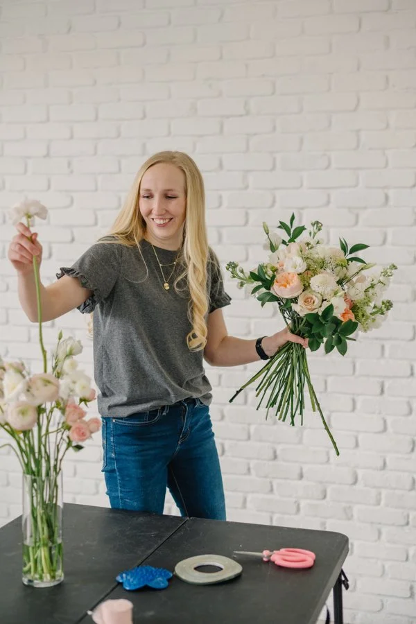 Utah wedding flowers designed by Mikayla, a Utah wedding florist located in Salt Lake City.