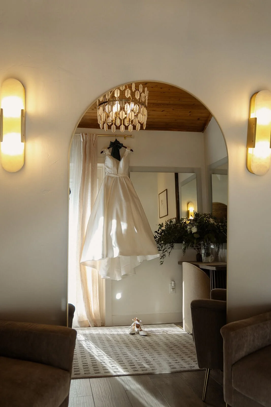wedding-dress-utah-photo-utah-wedding-florists-salt-lake-wedding-florists-utah-wedding-florists-wedding-florists-in-salt-lake-city.jpg