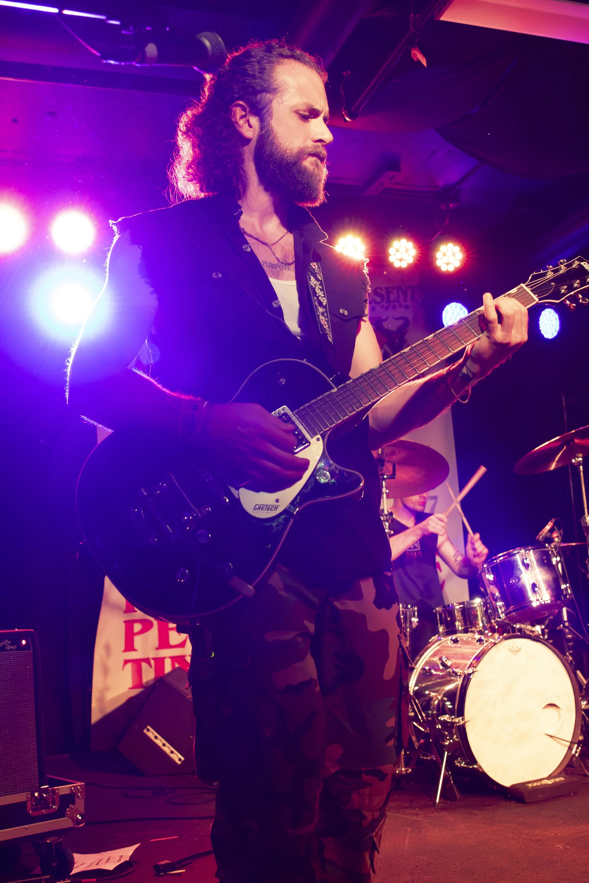 Gustav on Guitar.jpg