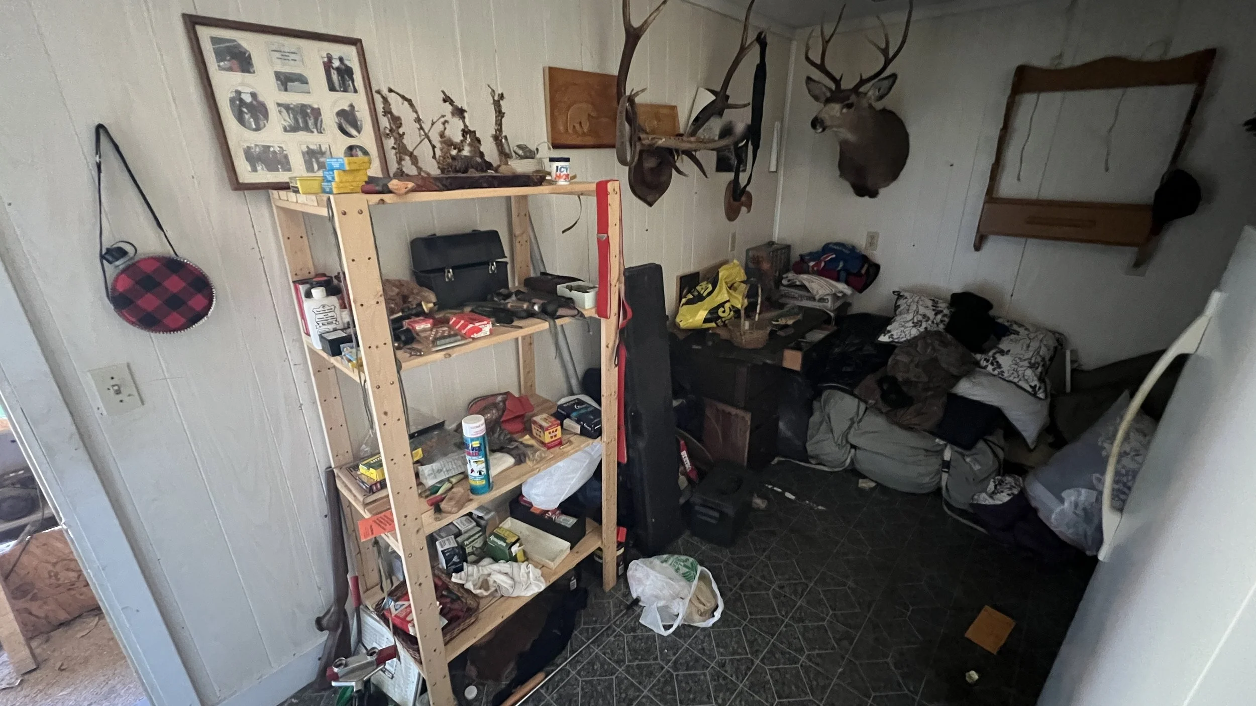Tools, Hunting Auction