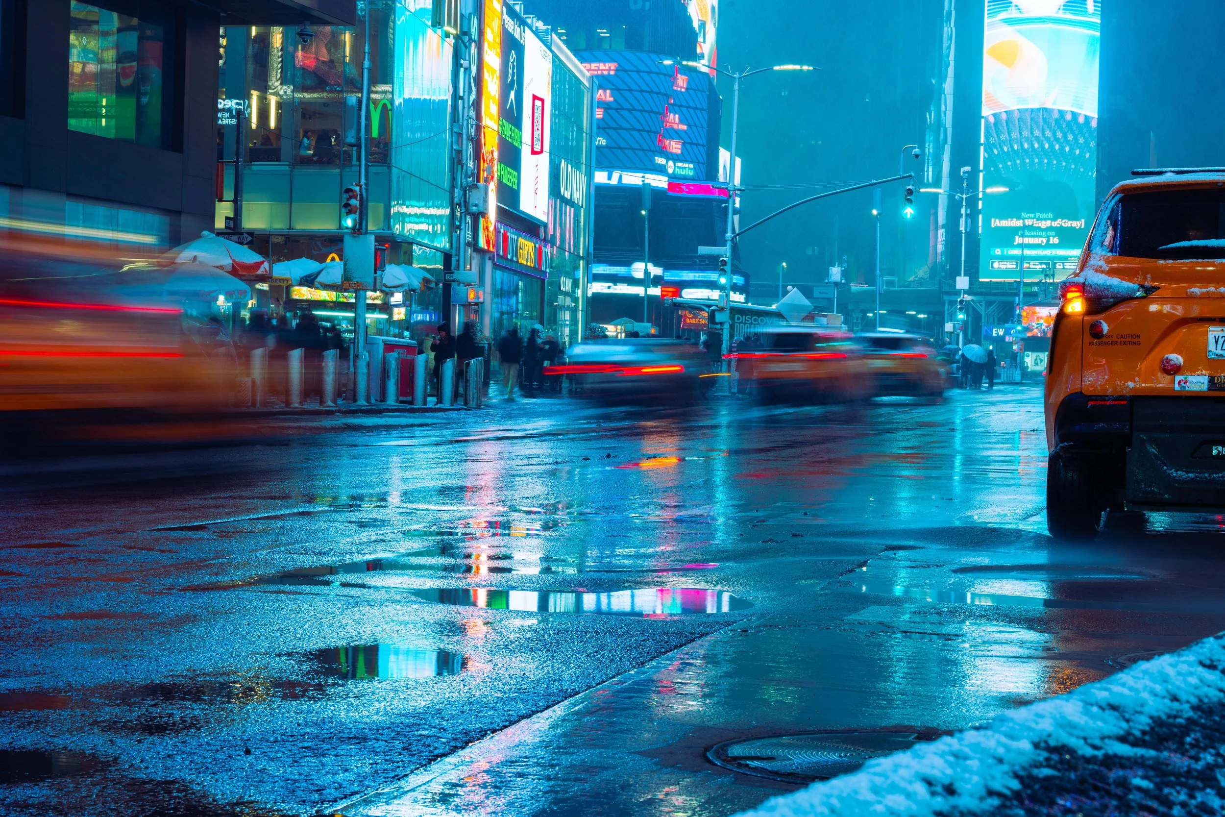Times Square Long Exposure - Wet Street Snow-04146.min.jpg