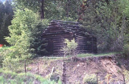 2004- Huckle's Cabin