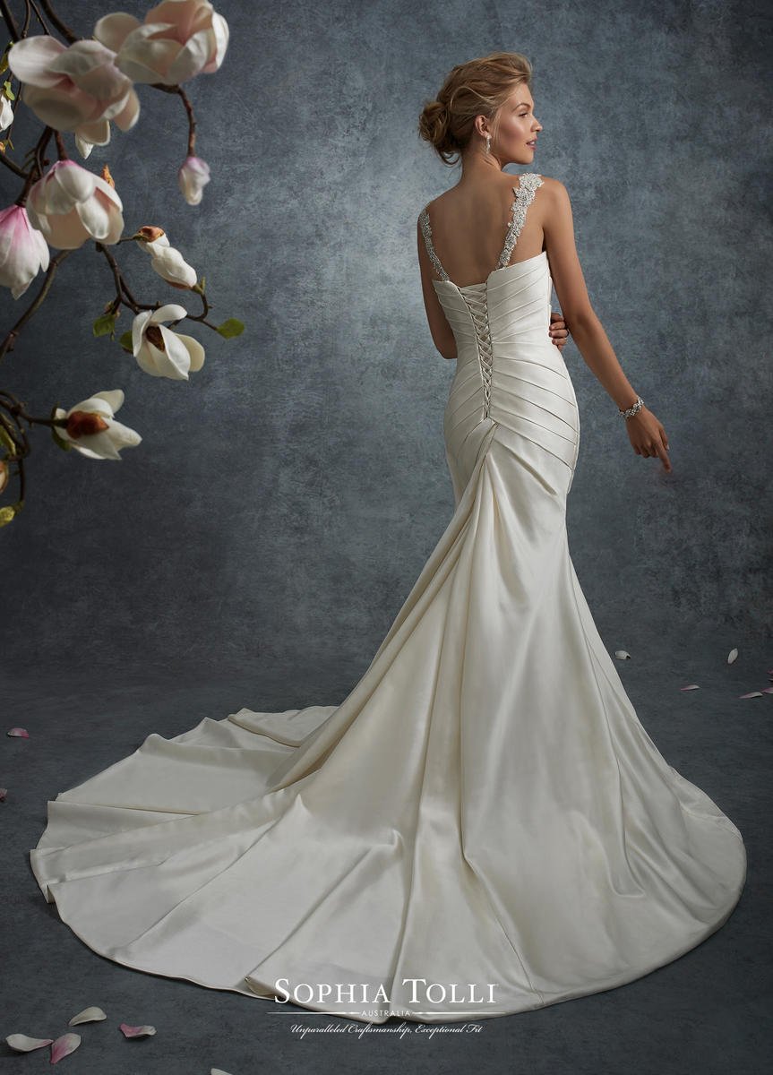 [Sophia Tolli] Aludra Y21738 dress gallery photo