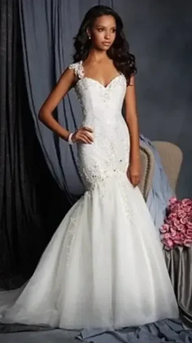 [Alfred Angelo] 2523 dress gallery photo